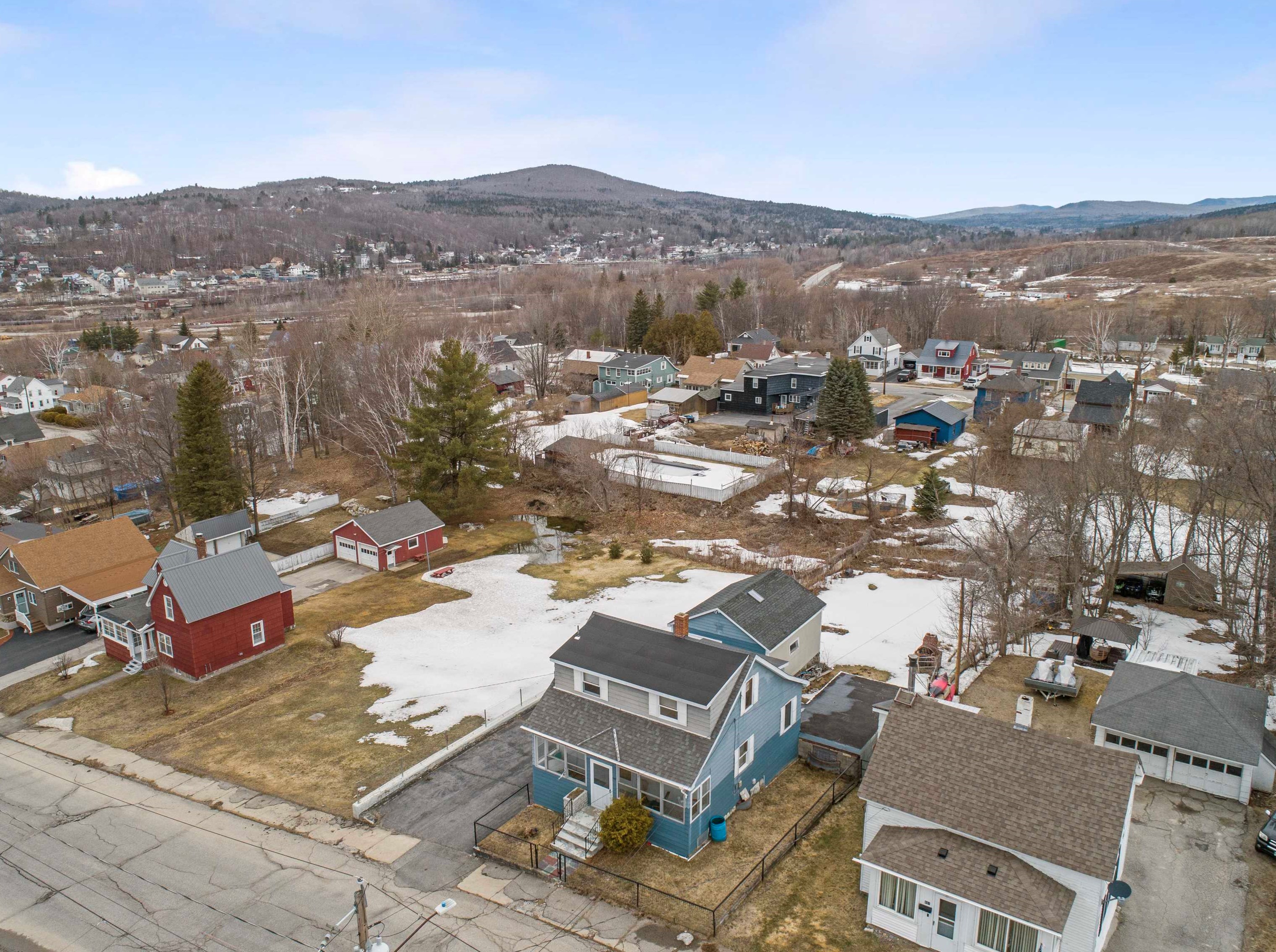 447 Forbush Ave, Berlin NH  03570-3609 exterior