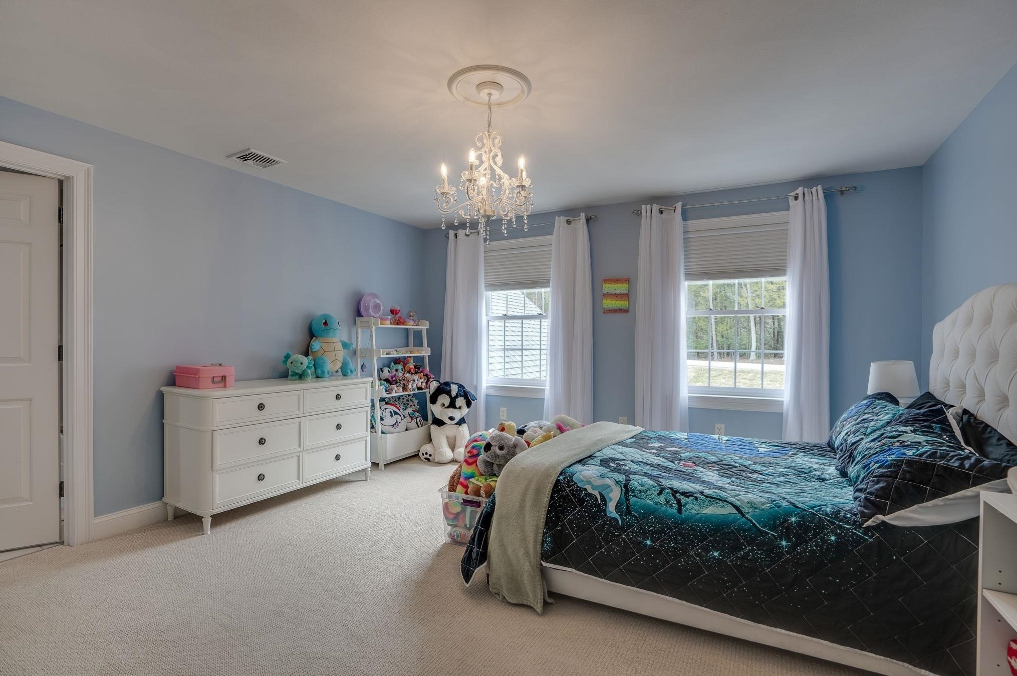 78 Rolling Woods Dr, Manchester NH  03110-4540 exterior