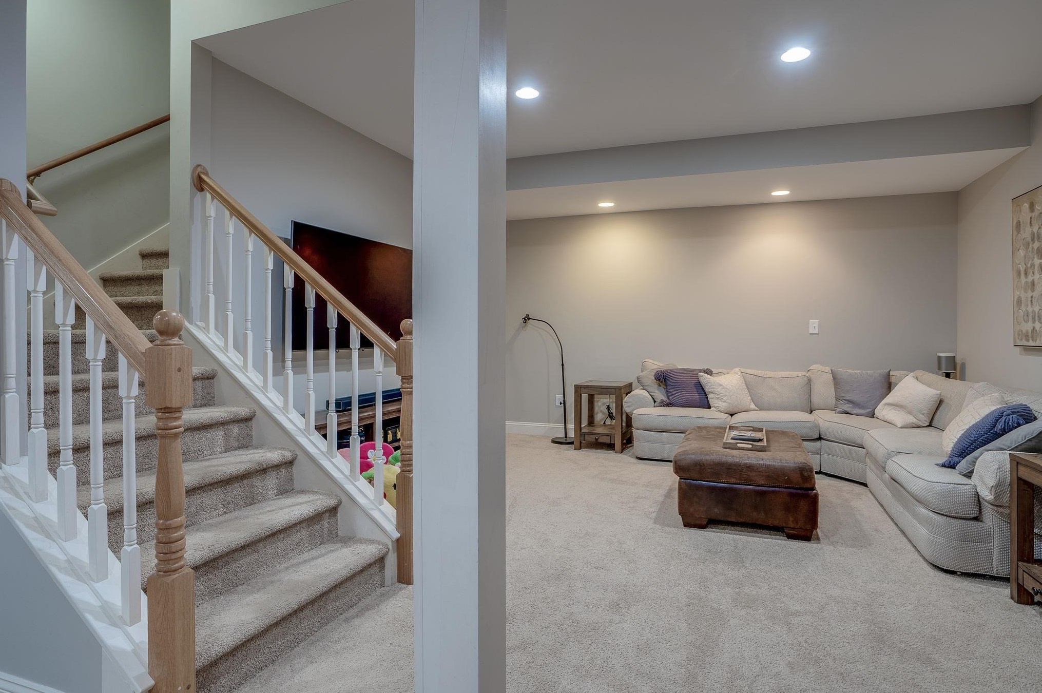 78 Rolling Woods Dr, Manchester NH  03110-4540 exterior