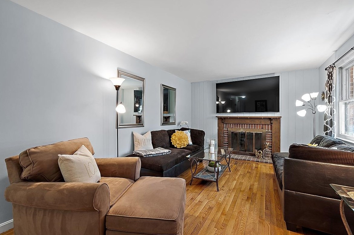 58 Bean Rd, Merrimack NH  03054-2418 exterior