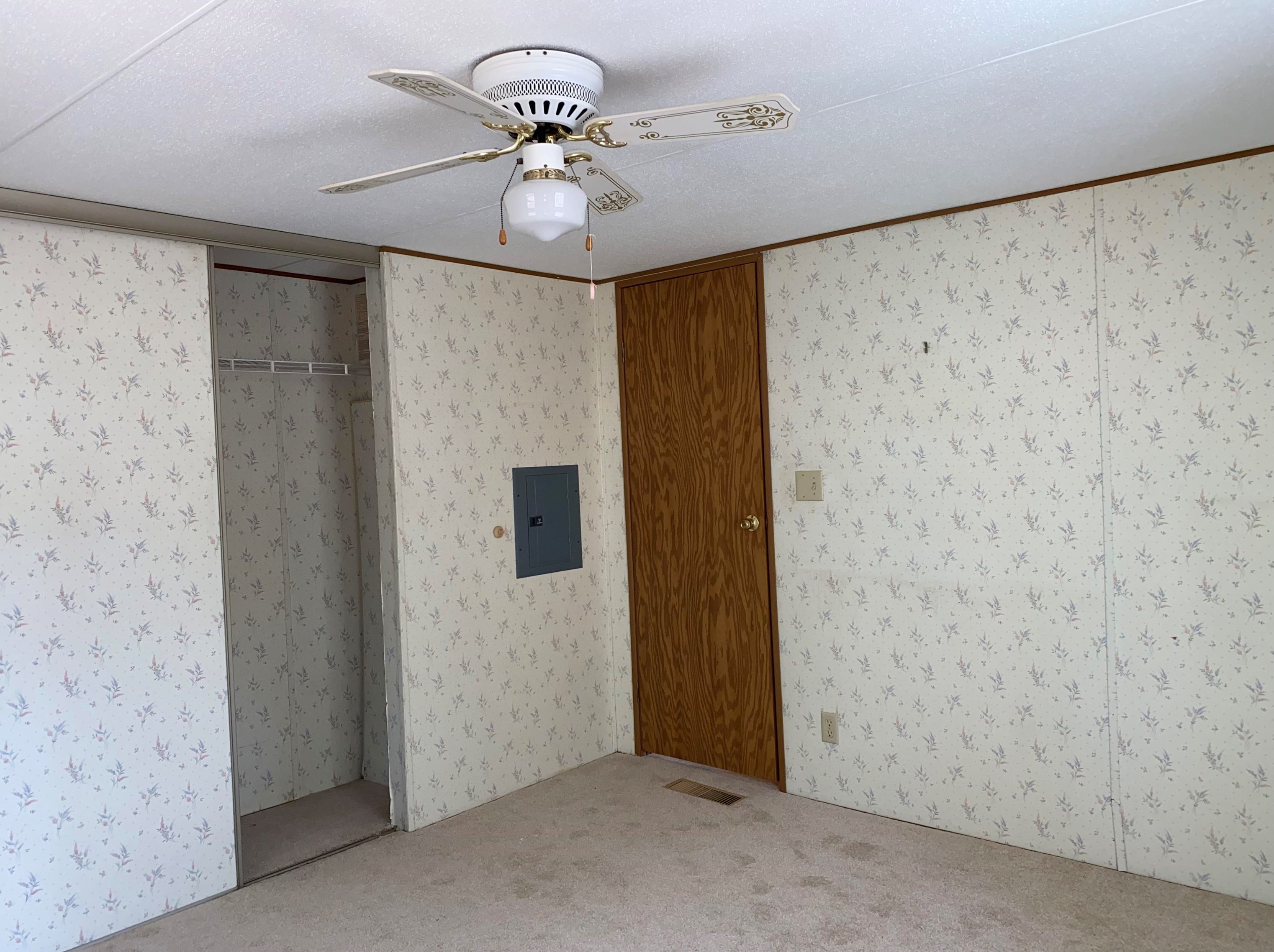 74 Sugar Hl Dr, Bridgewater NH 03222-3549 exterior