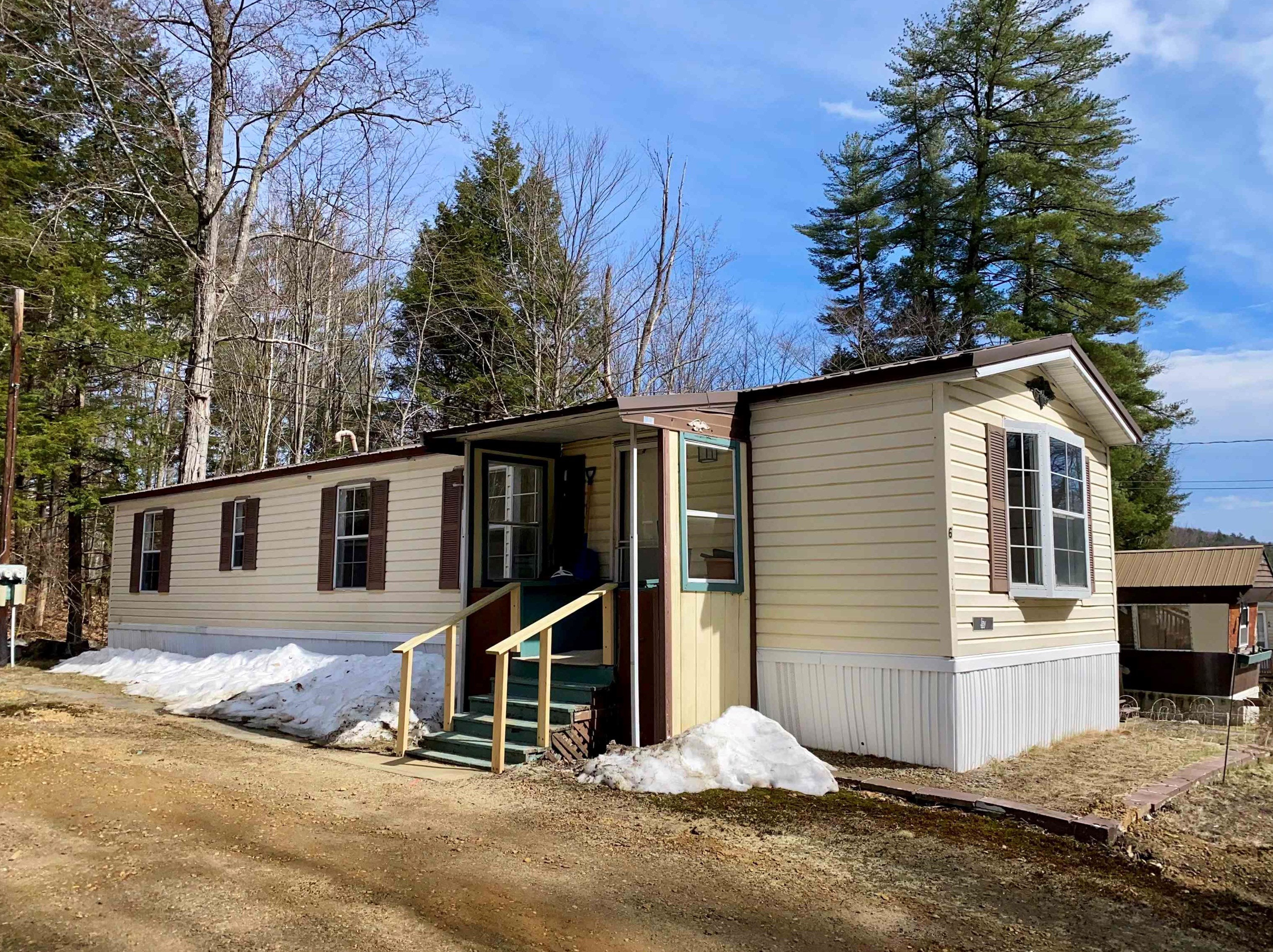 74 Sugar Hl Dr, Bridgewater NH 03222-3549 exterior