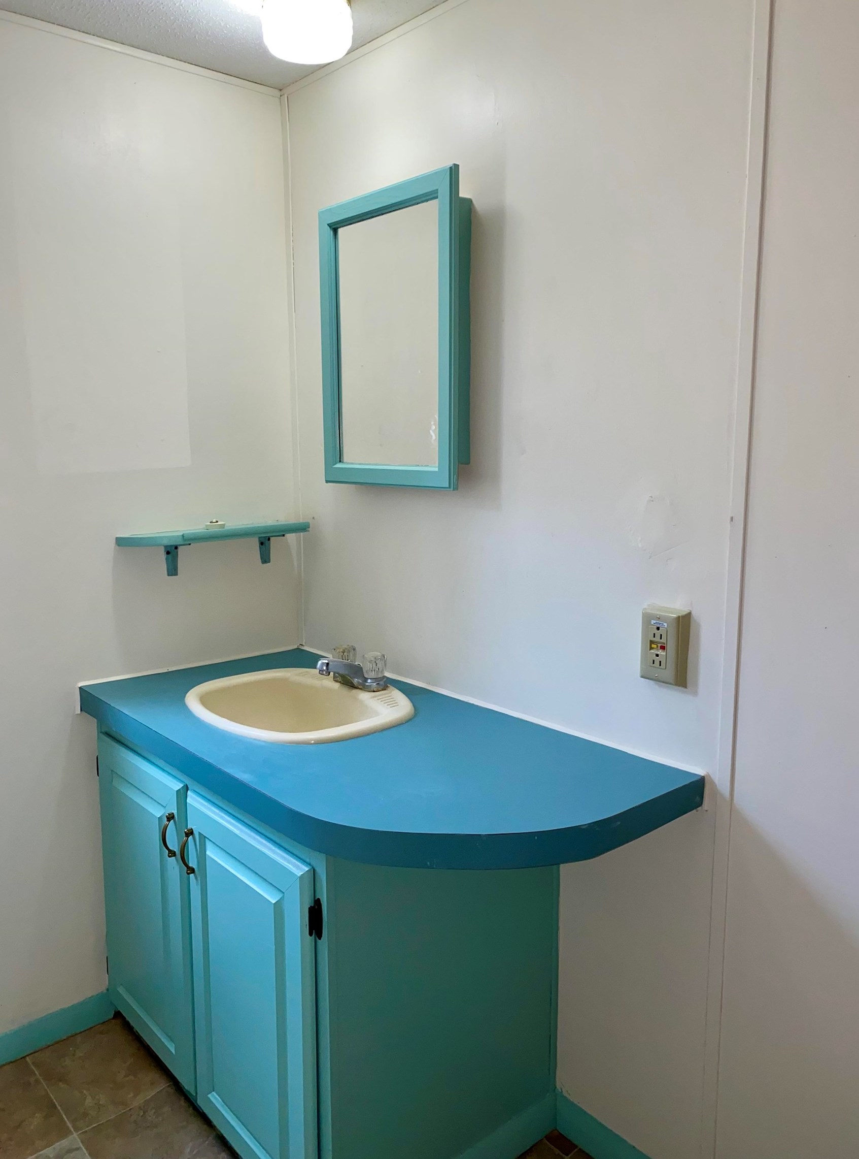 74 Sugar Hl Dr, Bridgewater NH 03222-3549 exterior