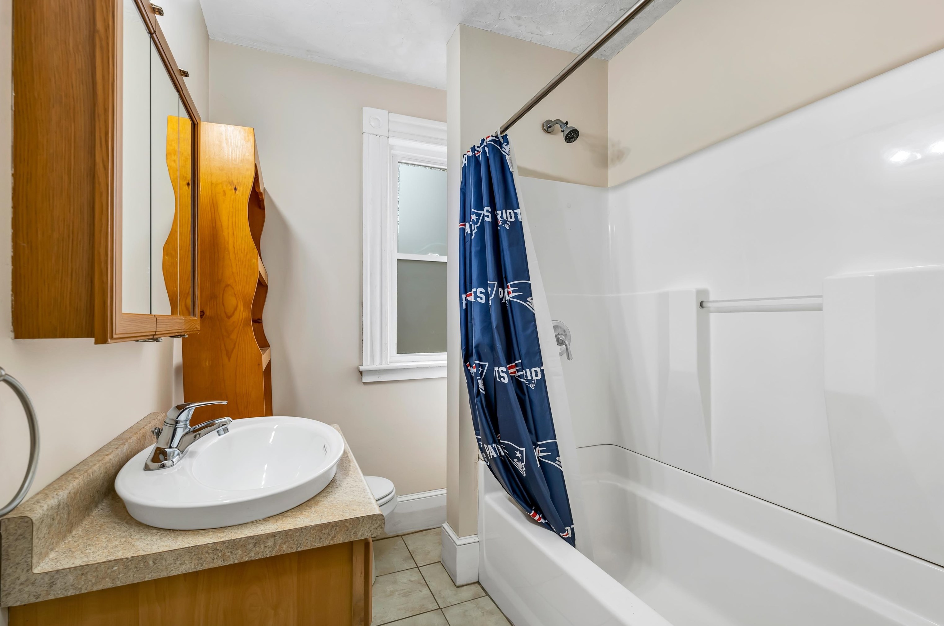 1 Crawford St, Bridgewater NH  03264-1401 exterior