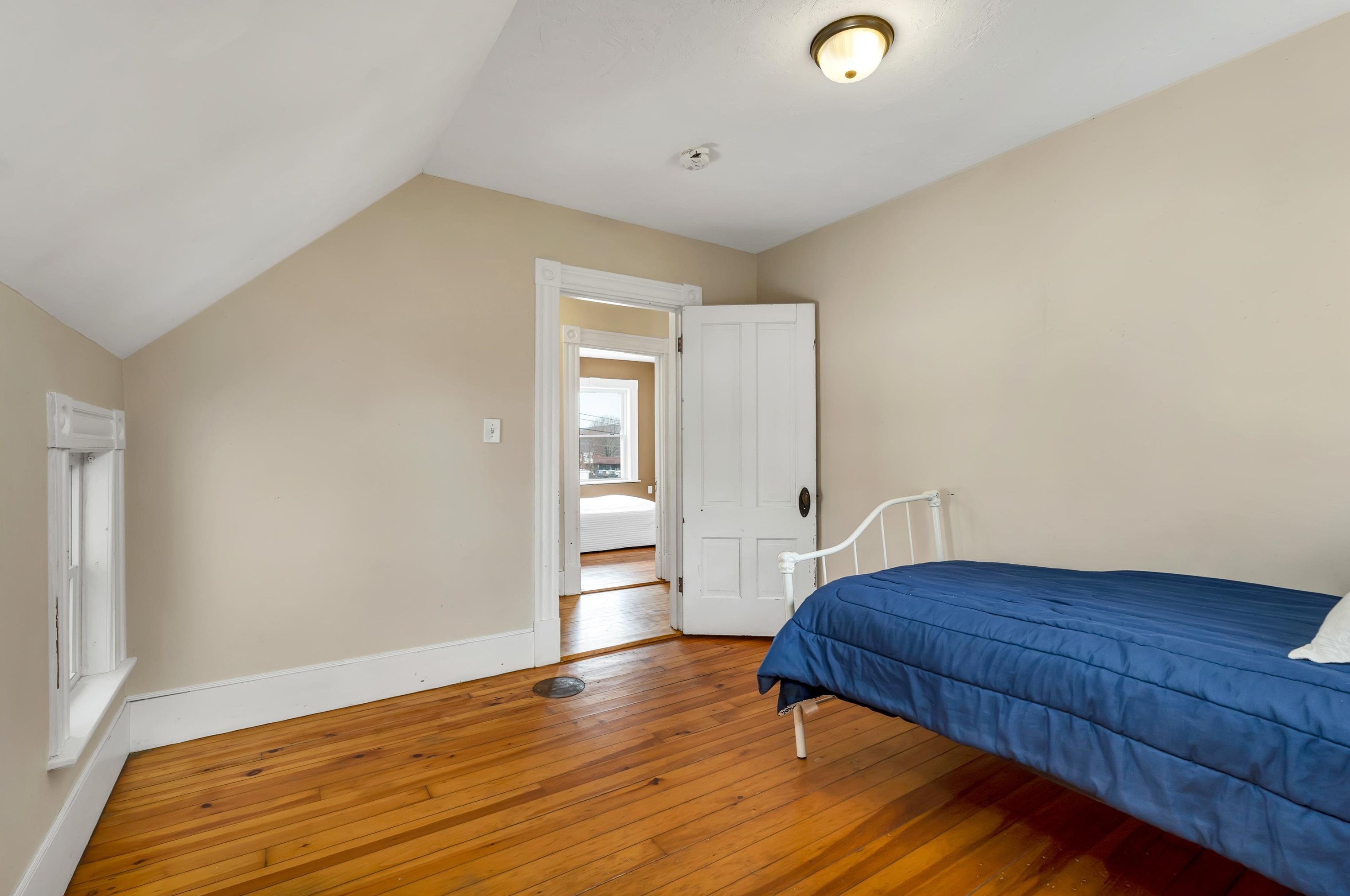 1 Crawford St, Bridgewater NH  03264-1401 exterior