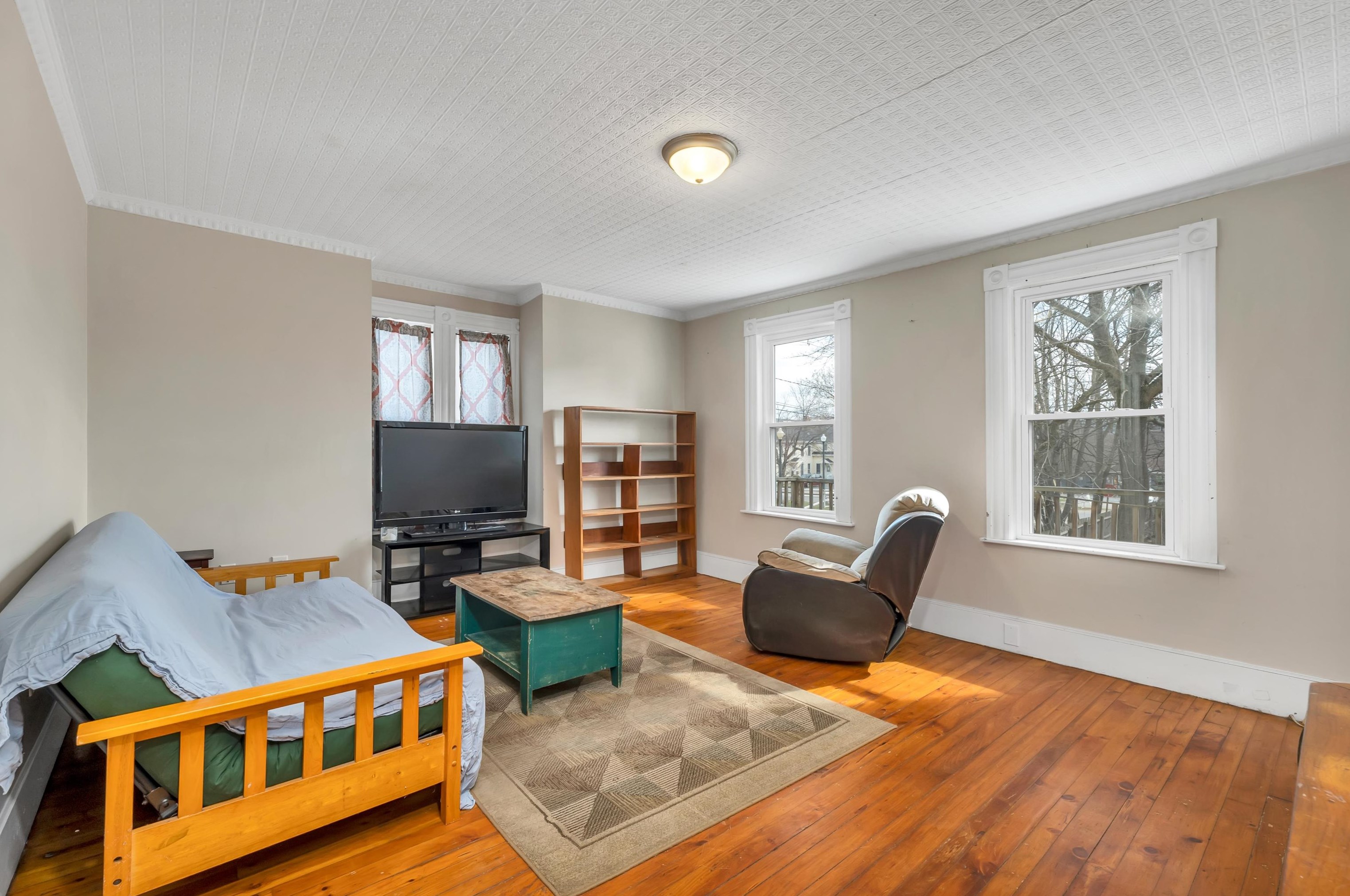 1 Crawford St, Bridgewater NH  03264-1401 exterior