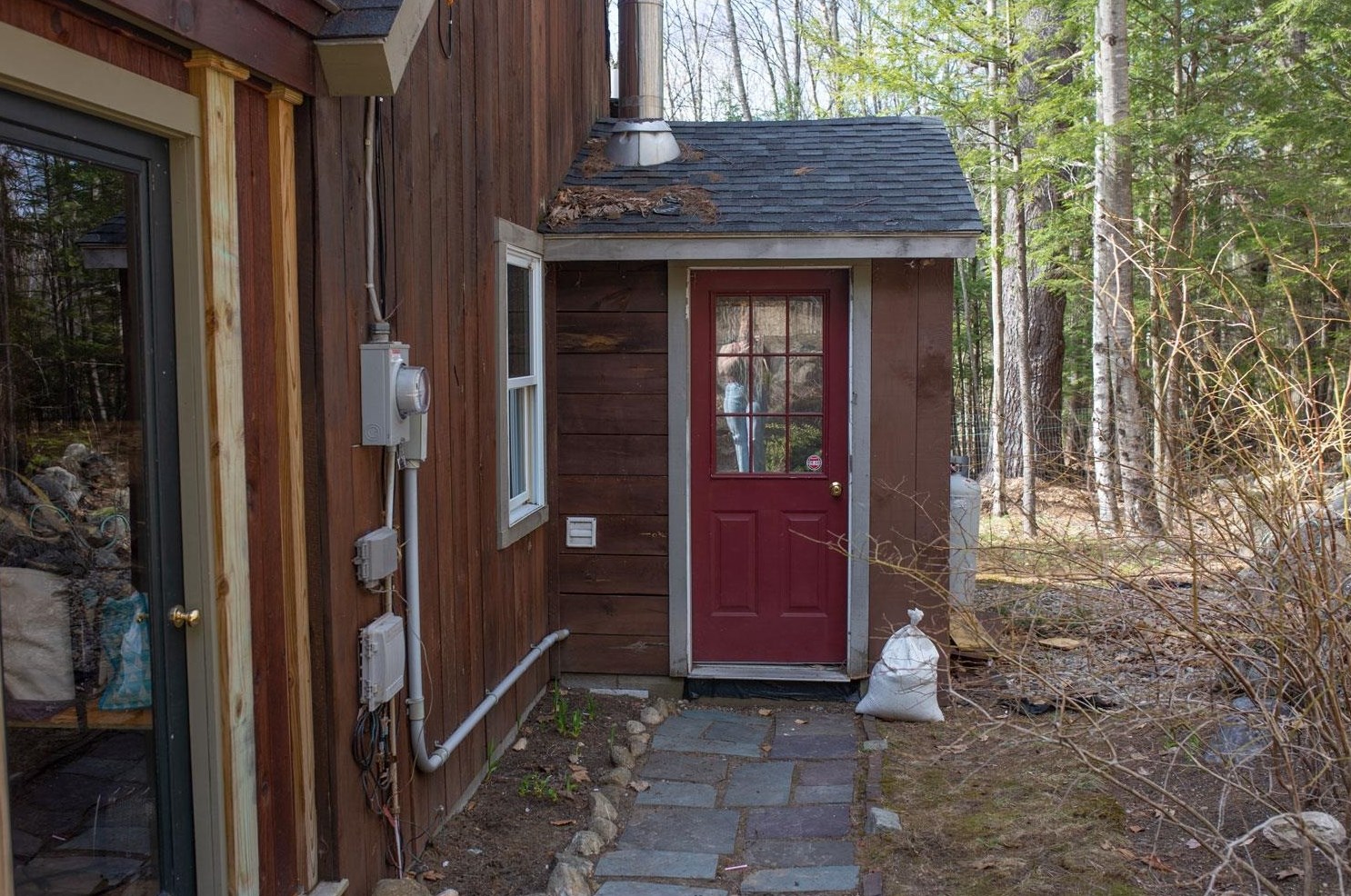 268 Washburn Rd, Bridgewater NH  03222-6617 exterior