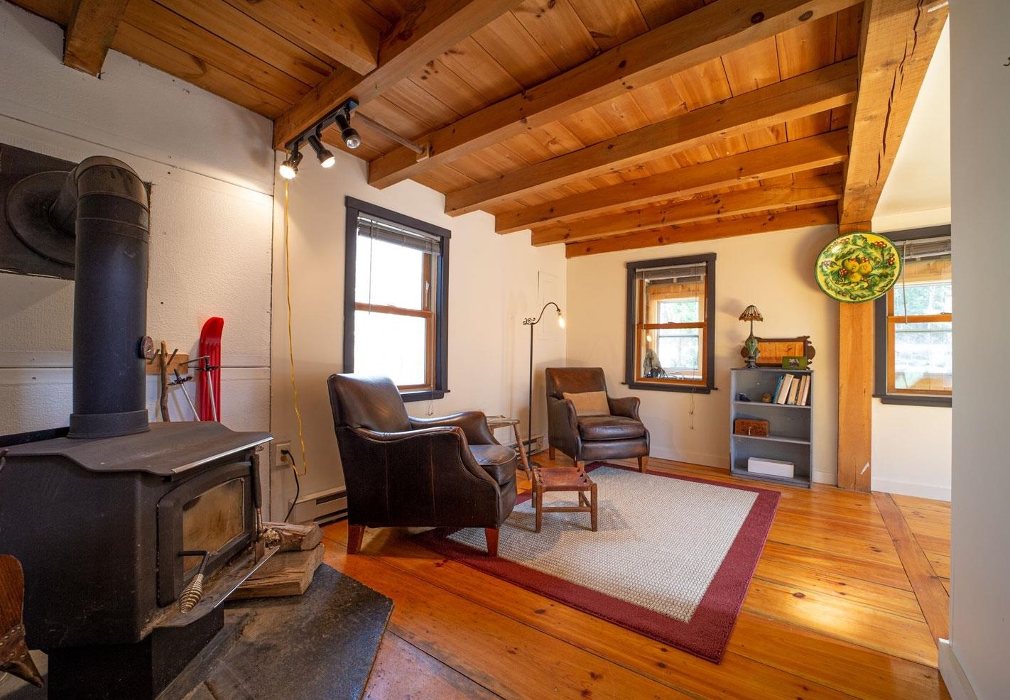 268 Washburn Rd, Bridgewater NH  03222-6617 exterior