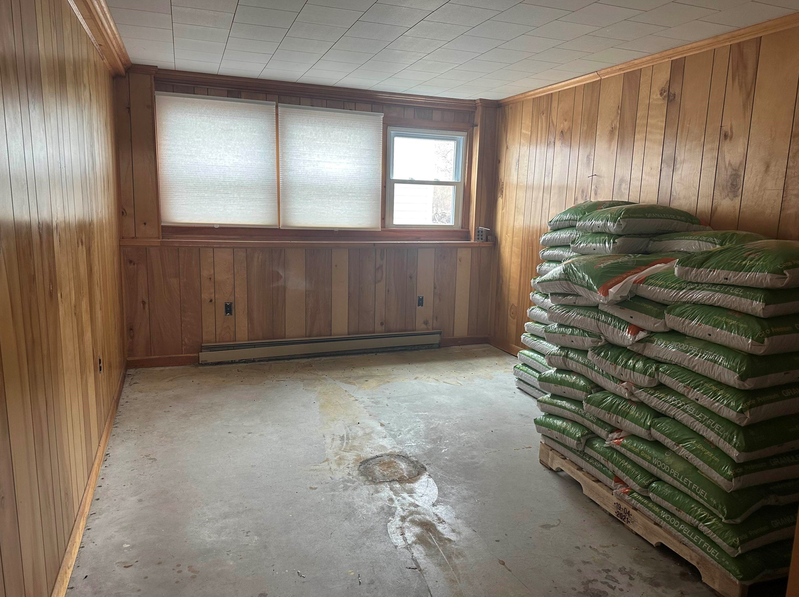 241 Meriden Rd, Lebanon NH  03766-2301 exterior