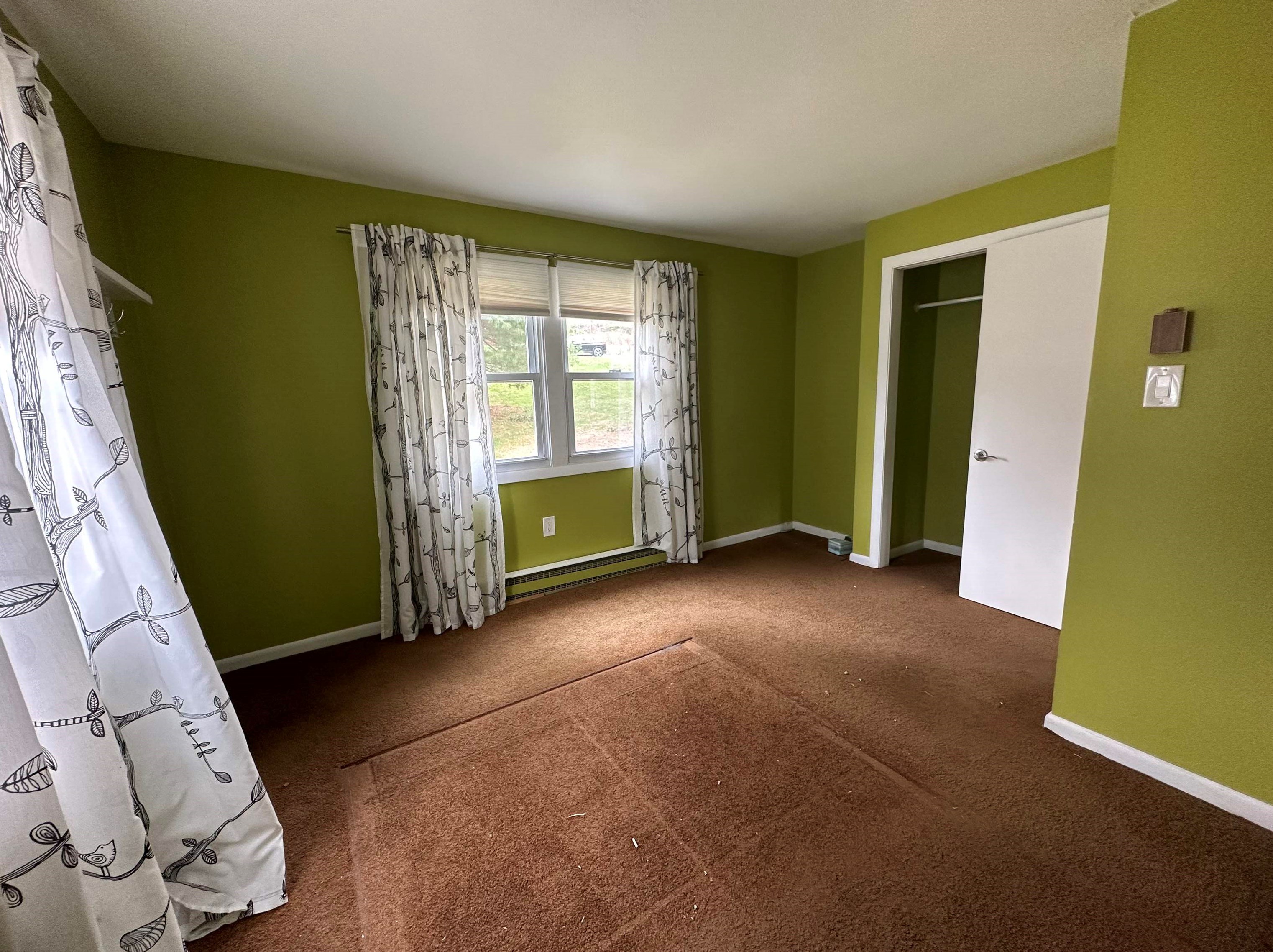 241 Meriden Rd, Lebanon NH  03766-2301 exterior