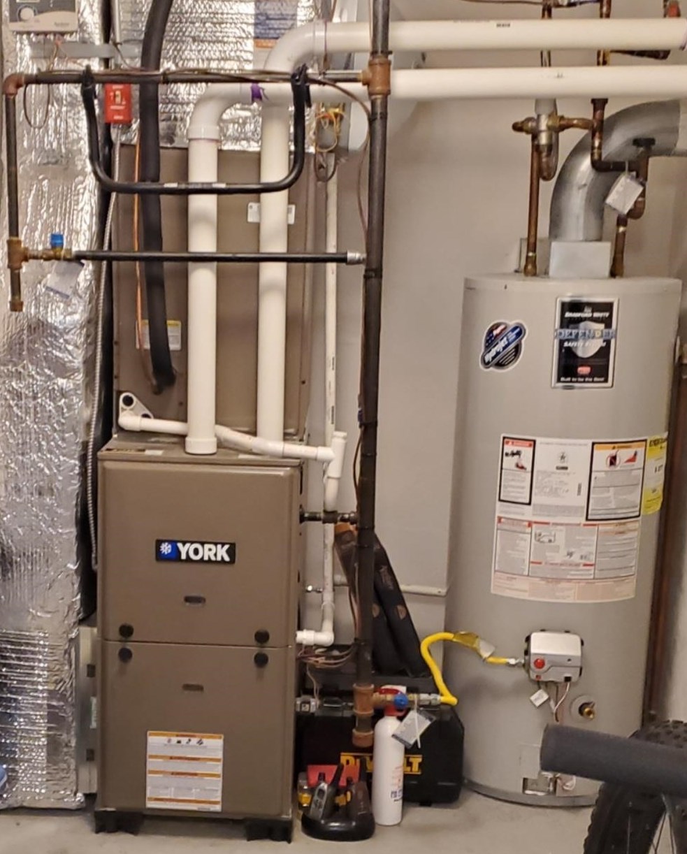 8 Burberry Ct, Merrimack NH exterior