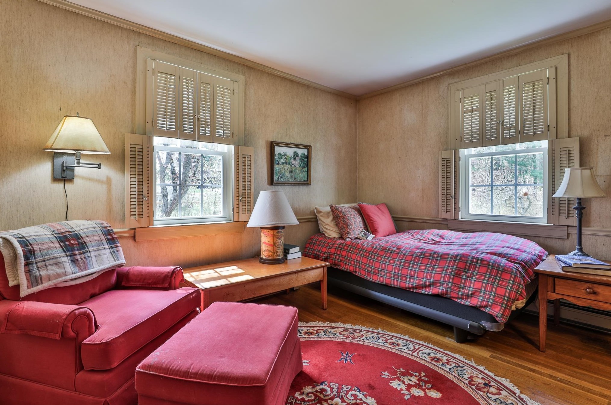 40 Newgate Cir, Manchester NH  03102-5147 exterior