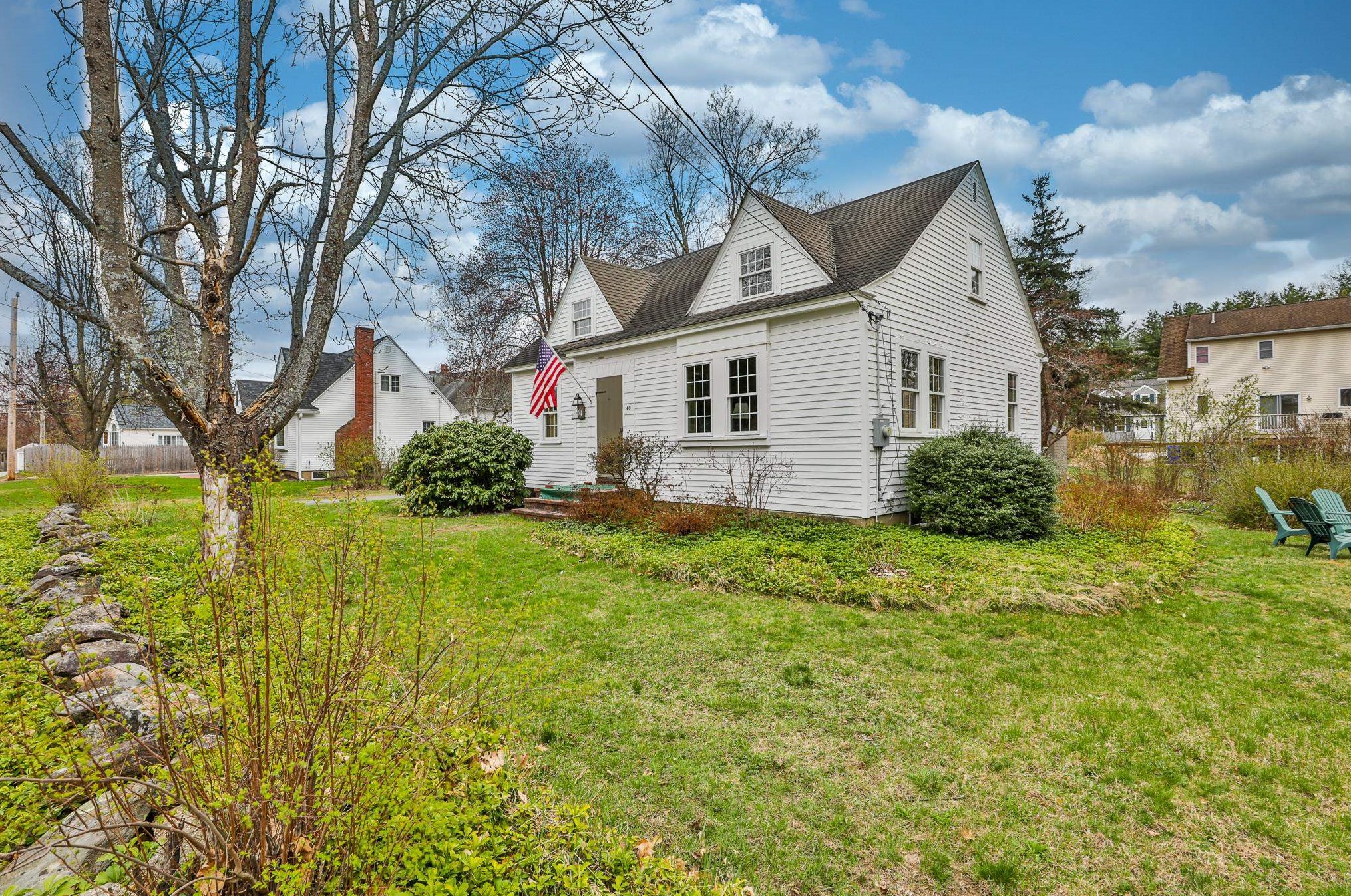 40 Newgate Cir, Manchester NH  03102-5147 exterior