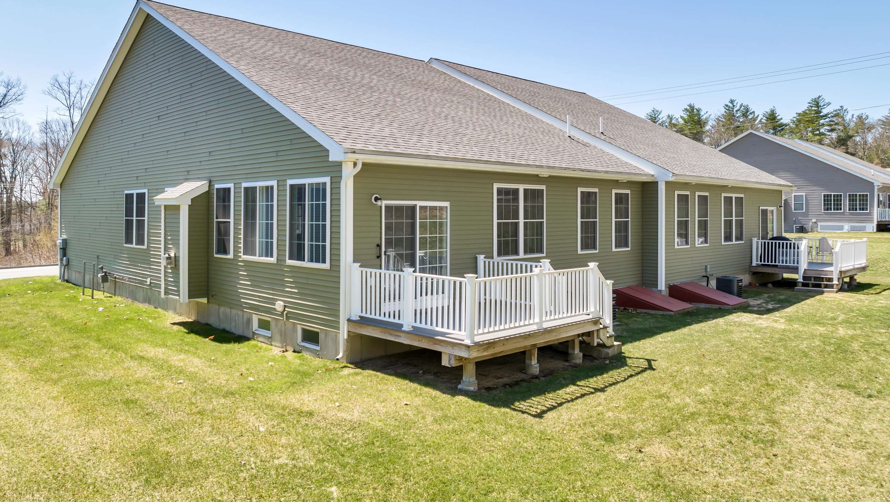 46 Cielo Dr, Dover, NH 03820