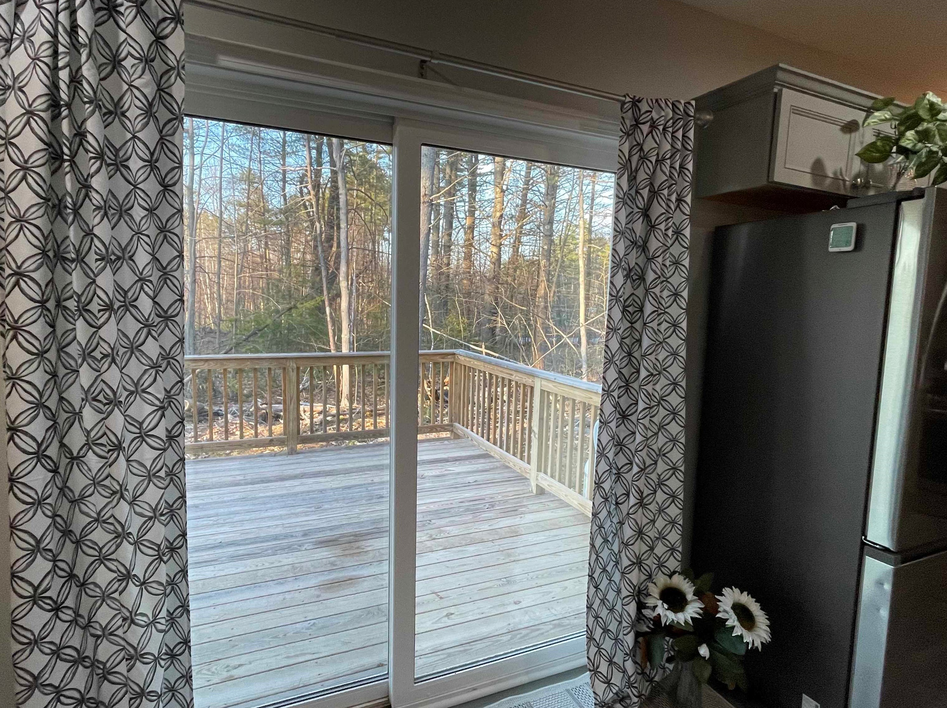 32 Barrington Cir, Ctr Ossipee NH  03814-7103 exterior