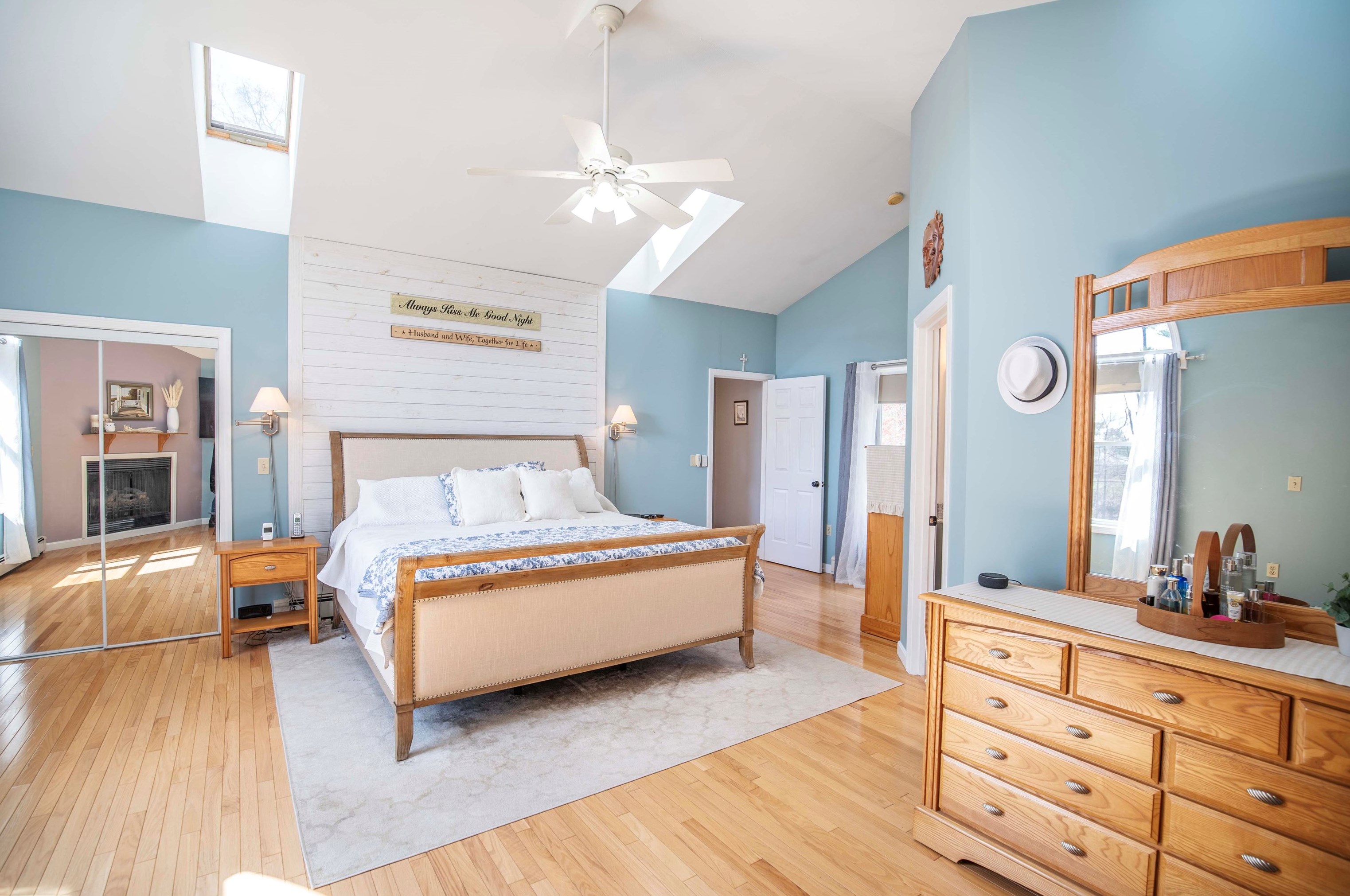 1630 Lake Shore Rd, Manchester NH  03109-5711 exterior