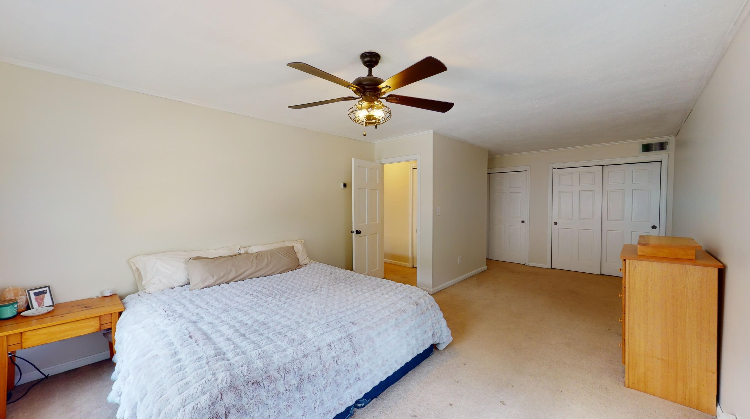 33 Old Orchard Way, Manchester NH  03103-2368 exterior