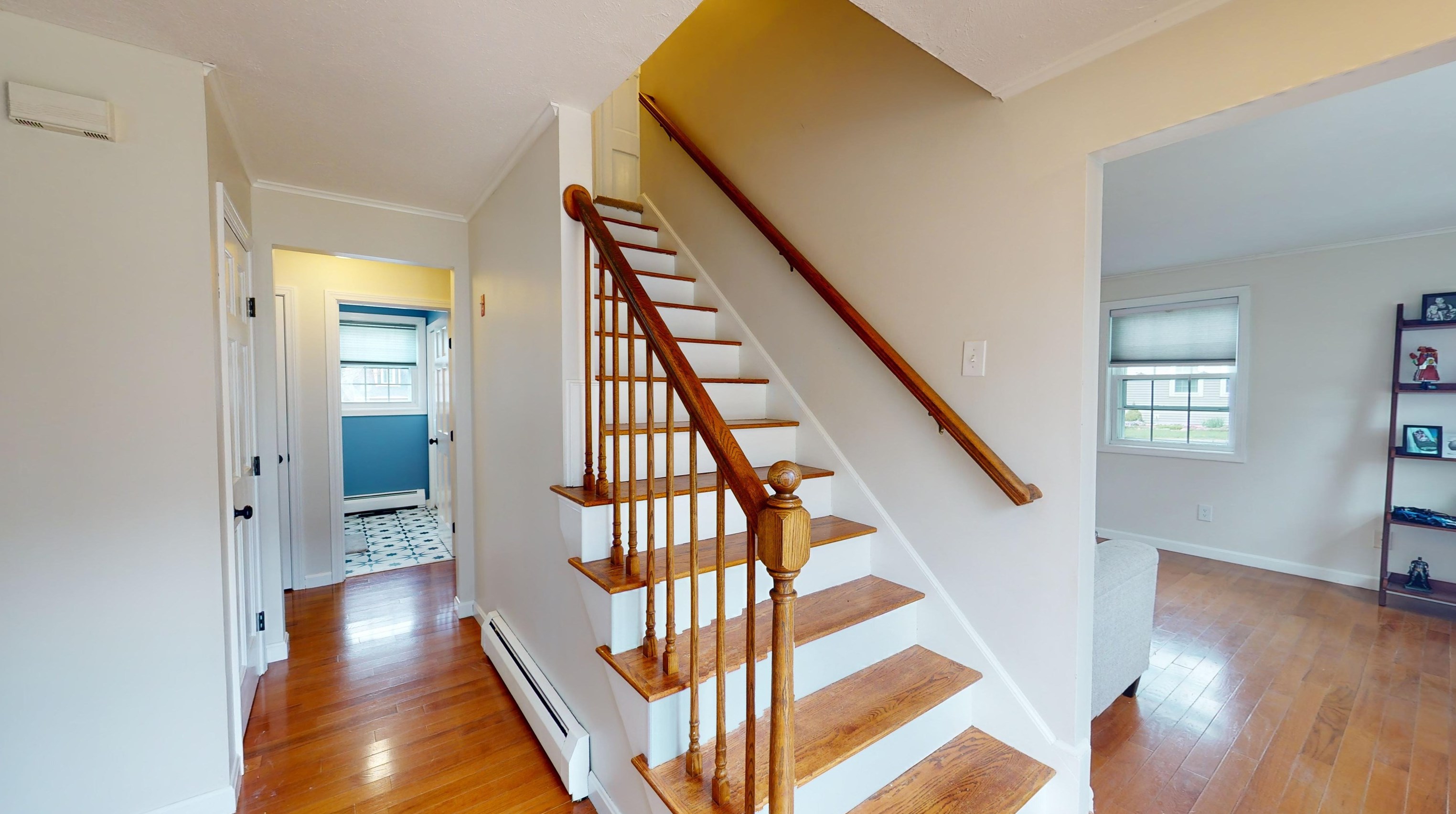 33 Old Orchard Way, Manchester NH  03103-2368 exterior