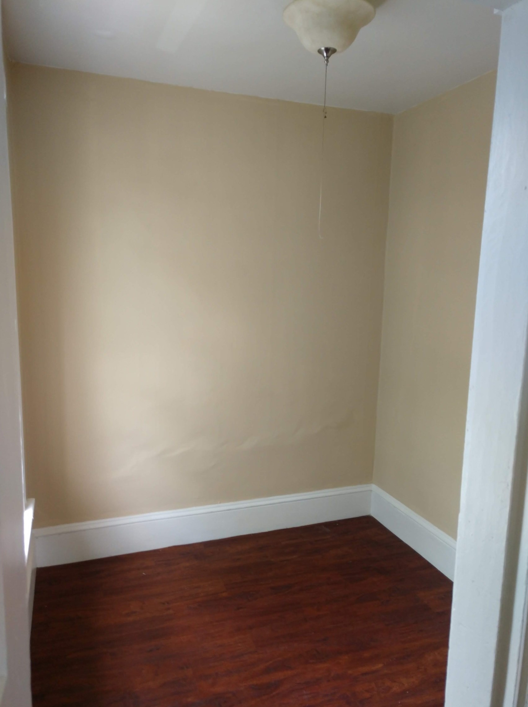 202 Notre Dame Ave, Manchester NH  03102-3942 exterior