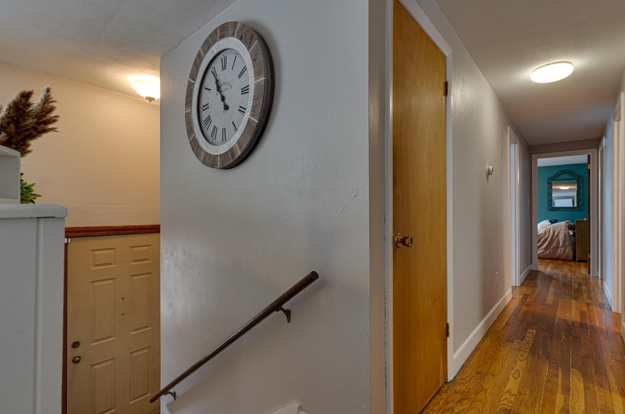 176 Washington St, Rochester NH  03839-5504 exterior