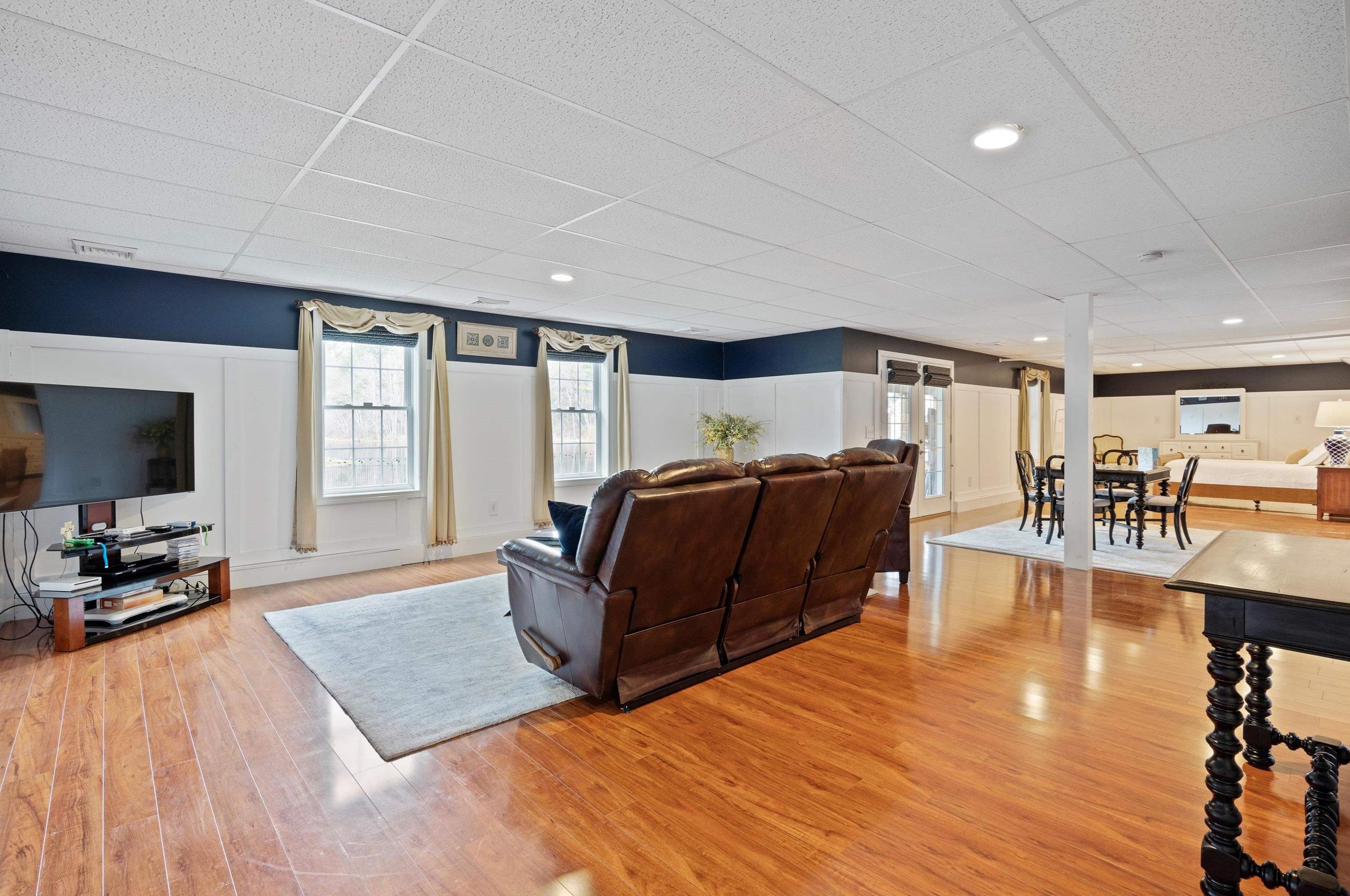 311 Brent St, Manchester NH  03103-7705 exterior