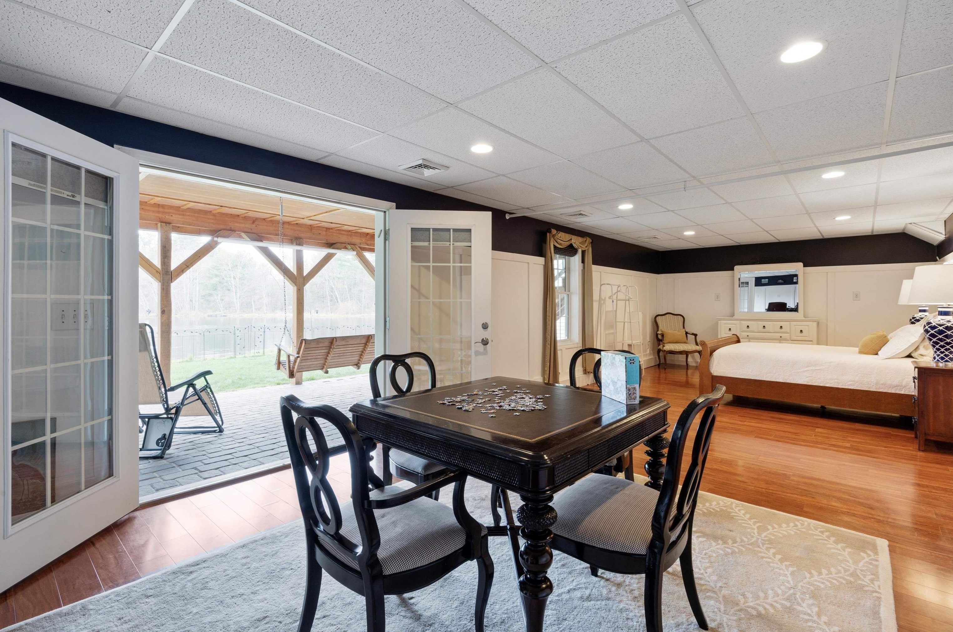 311 Brent St, Manchester NH  03103-7705 exterior