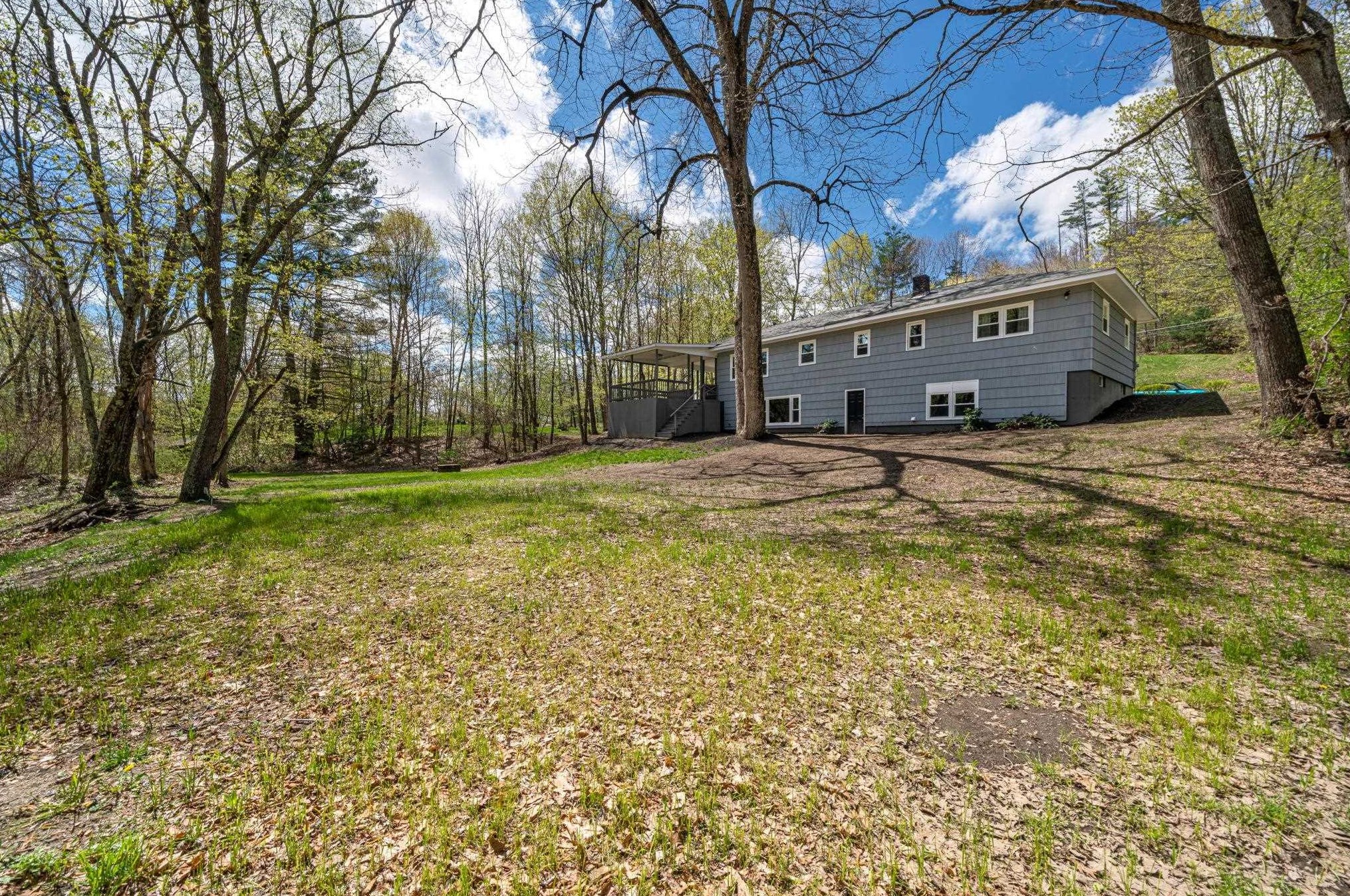 40 Turkey Hill Rd, Merrimack NH  03054-3558 exterior