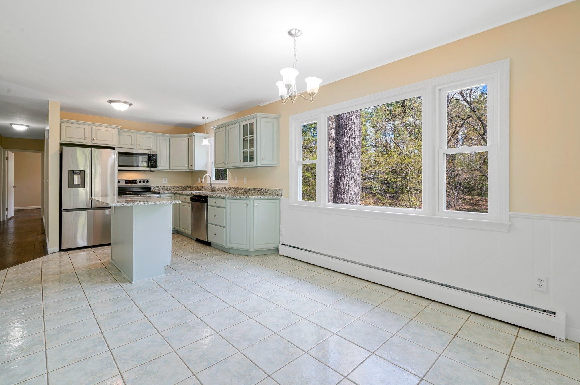 40 Turkey Hill Rd, Merrimack NH  03054-3558 exterior
