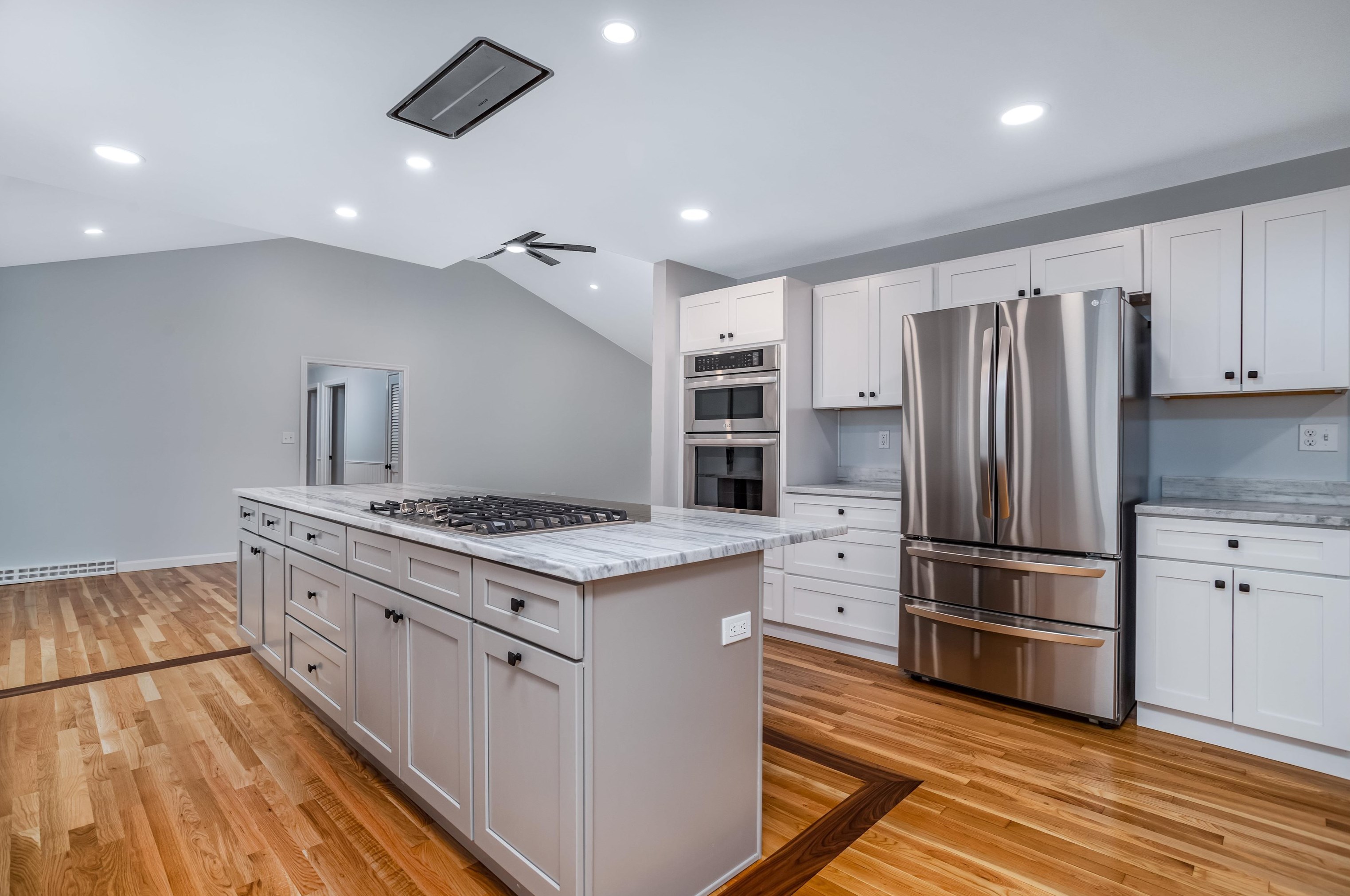 195 High Ridge Rd, Manchester NH  03104-3930 exterior