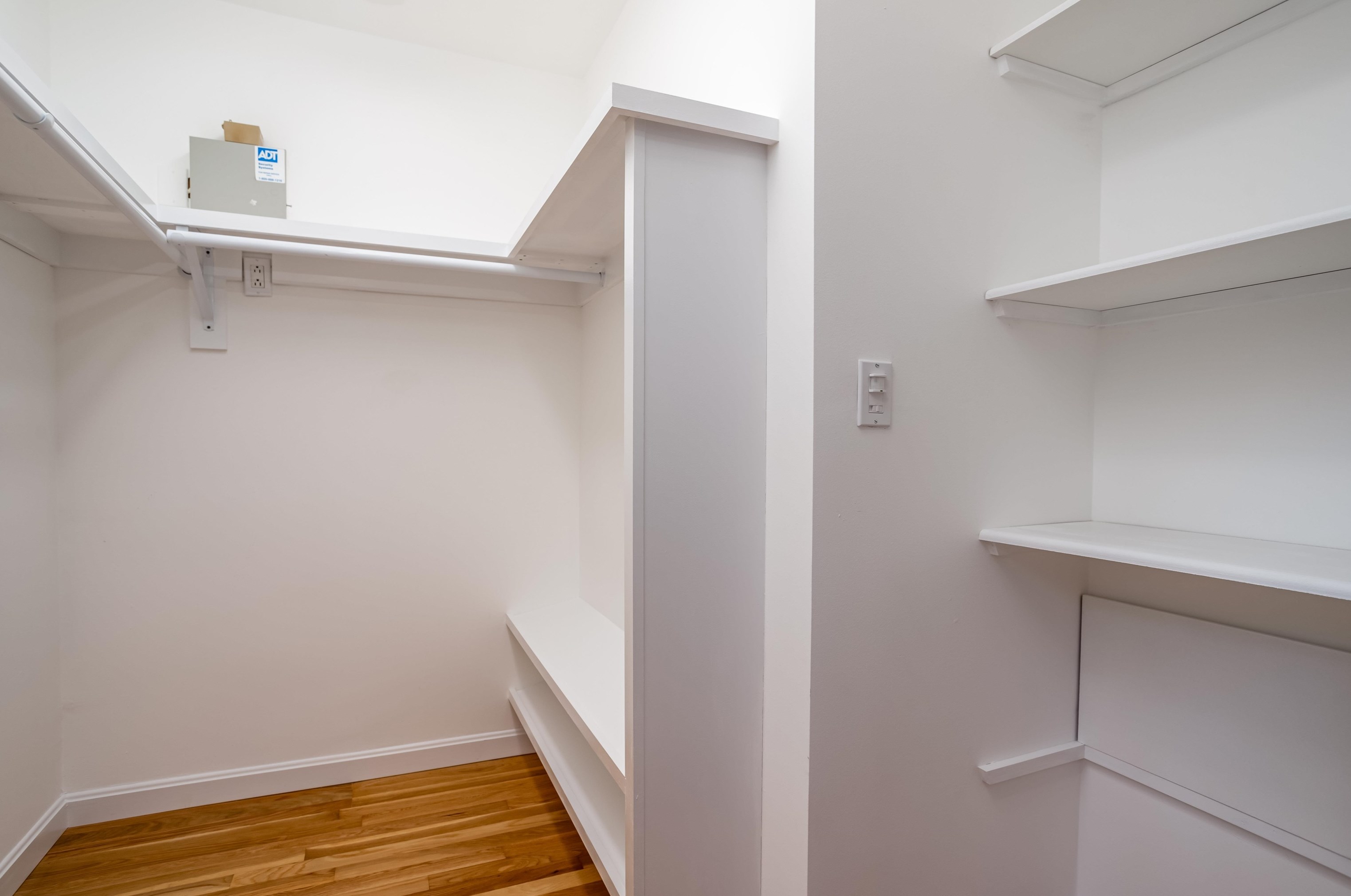 195 High Ridge Rd, Manchester NH  03104-3930 exterior