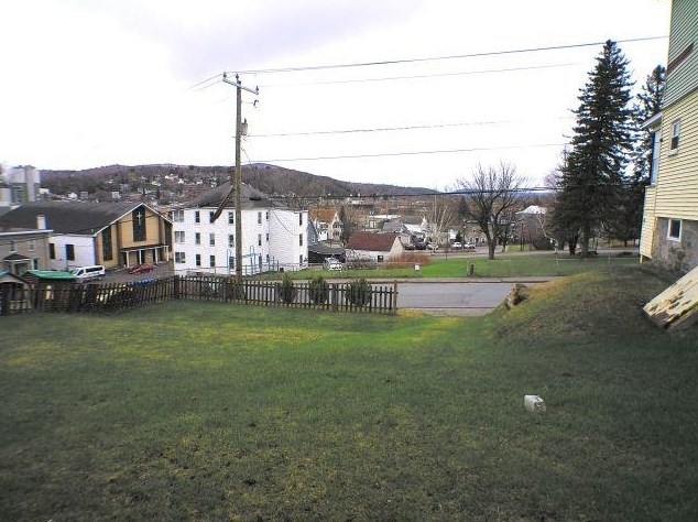 222 Grafton St, Berlin NH  03570-3211 exterior