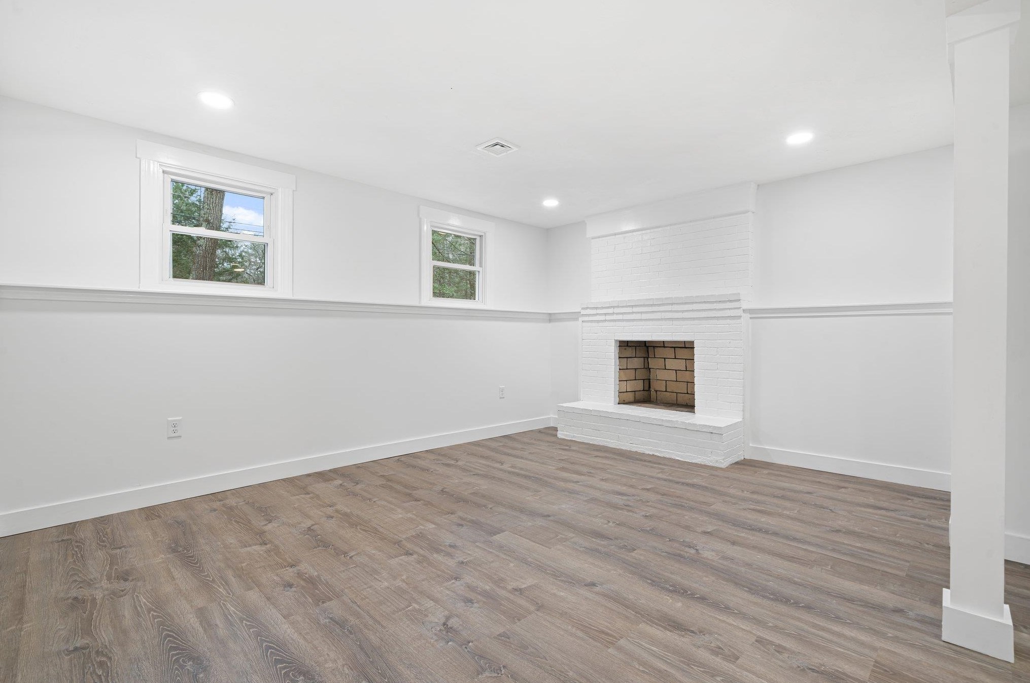 110 Londonderry Rd, Windham NH  03087-1118 exterior