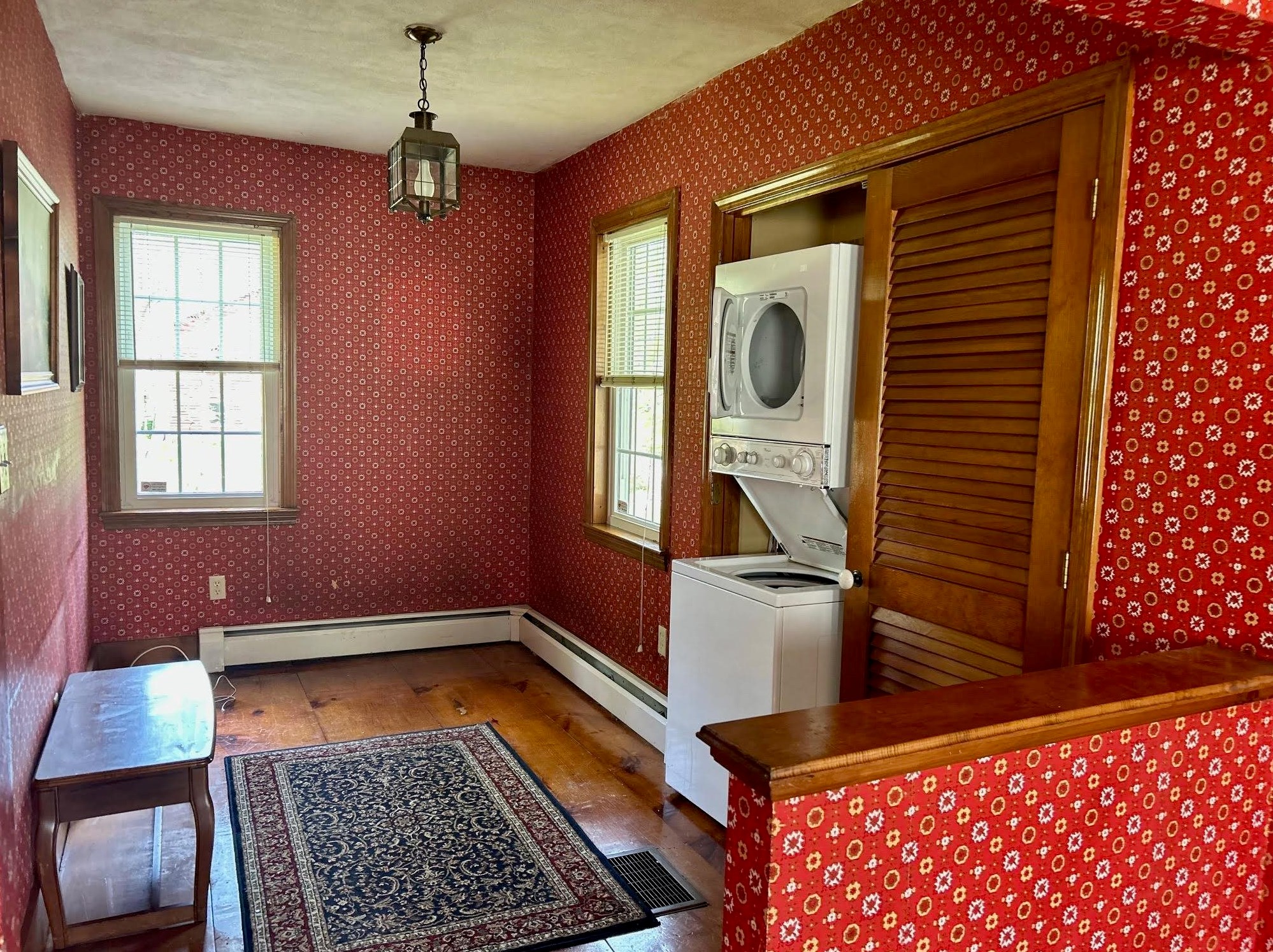 22 Cate St, Epping NH  03042-2402 exterior