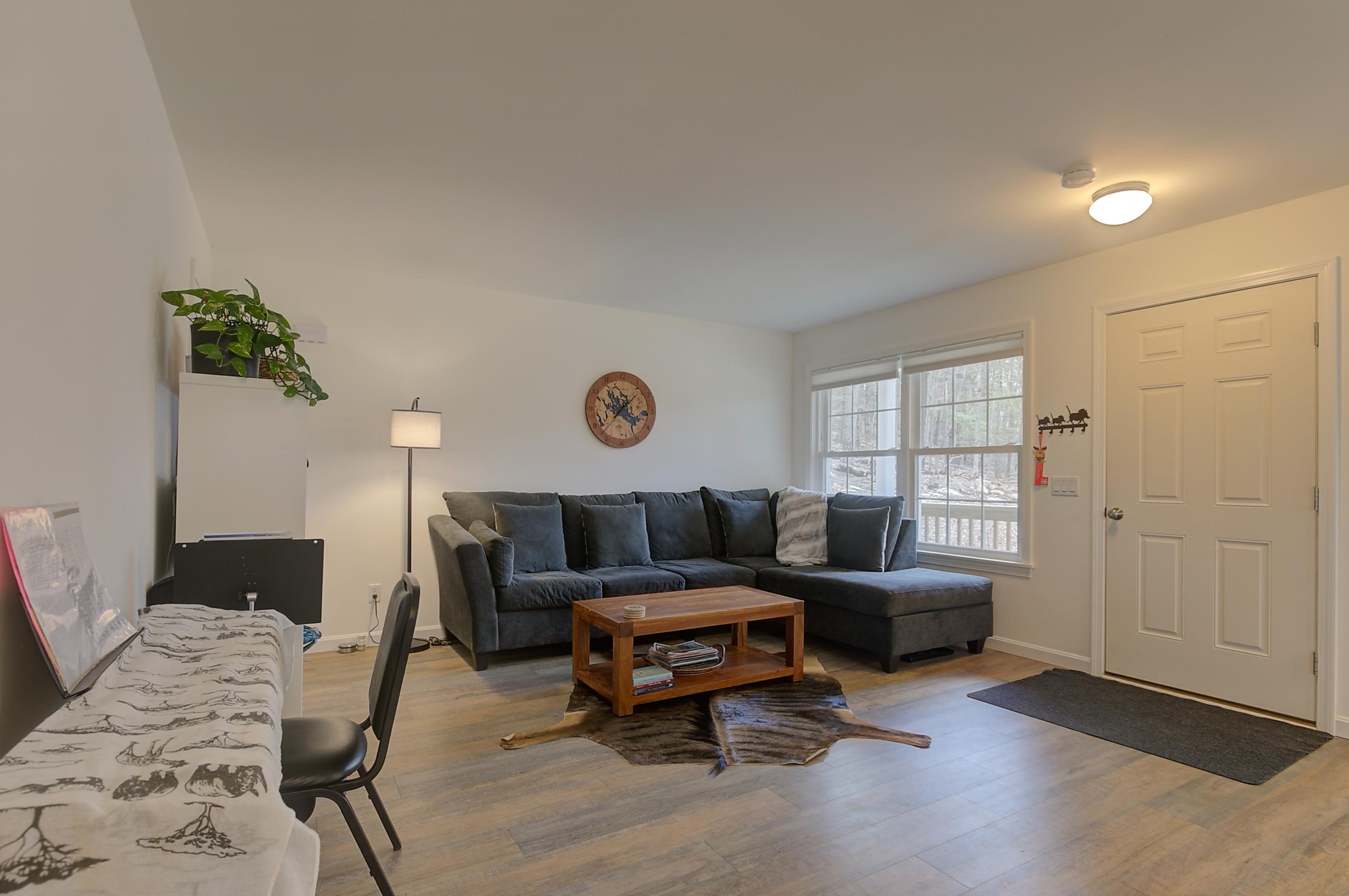 579 Beach Pond Rd, Tuftonboro NH  03894-4861 exterior