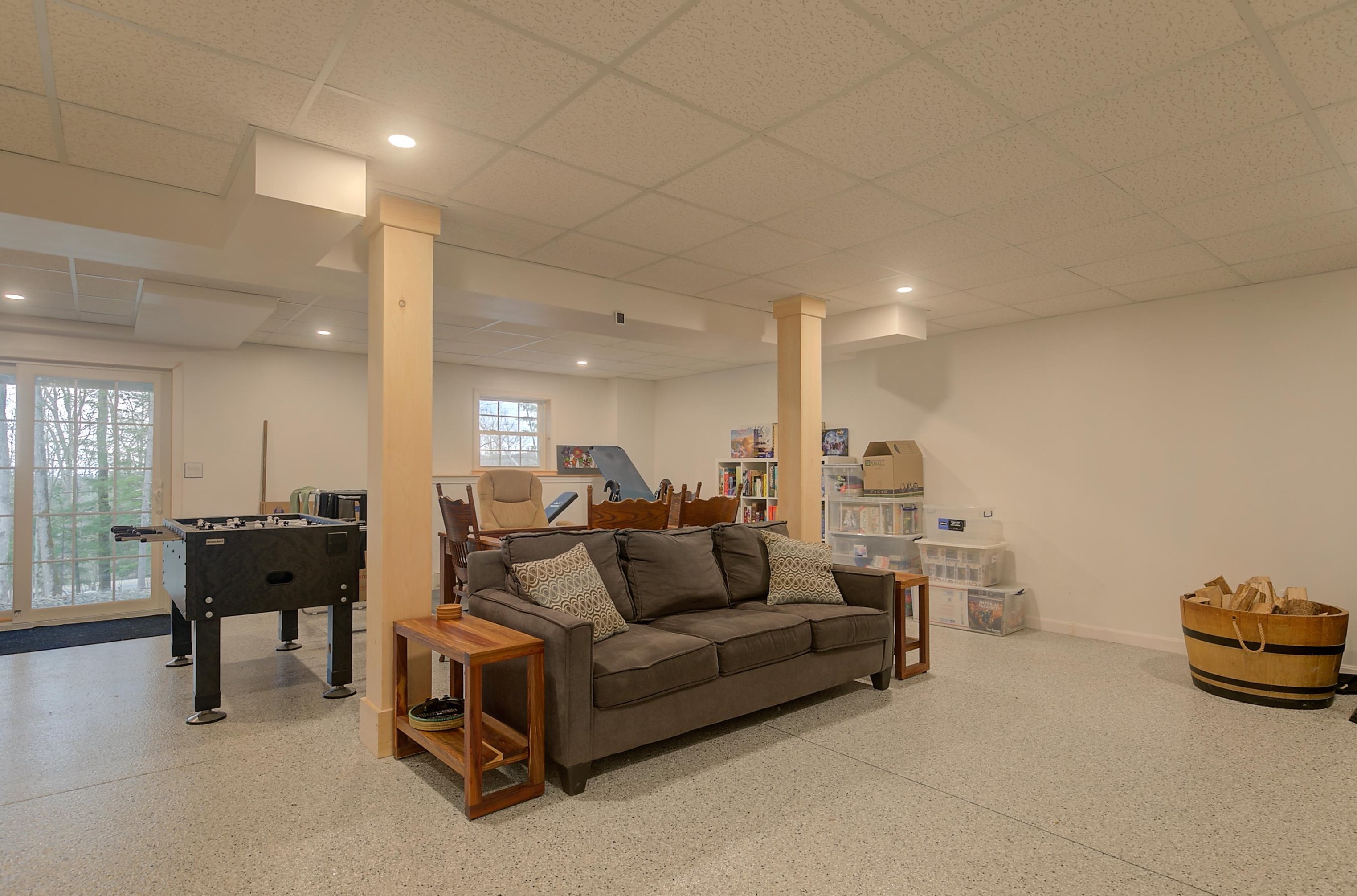 579 Beach Pond Rd, Tuftonboro NH  03894-4861 exterior