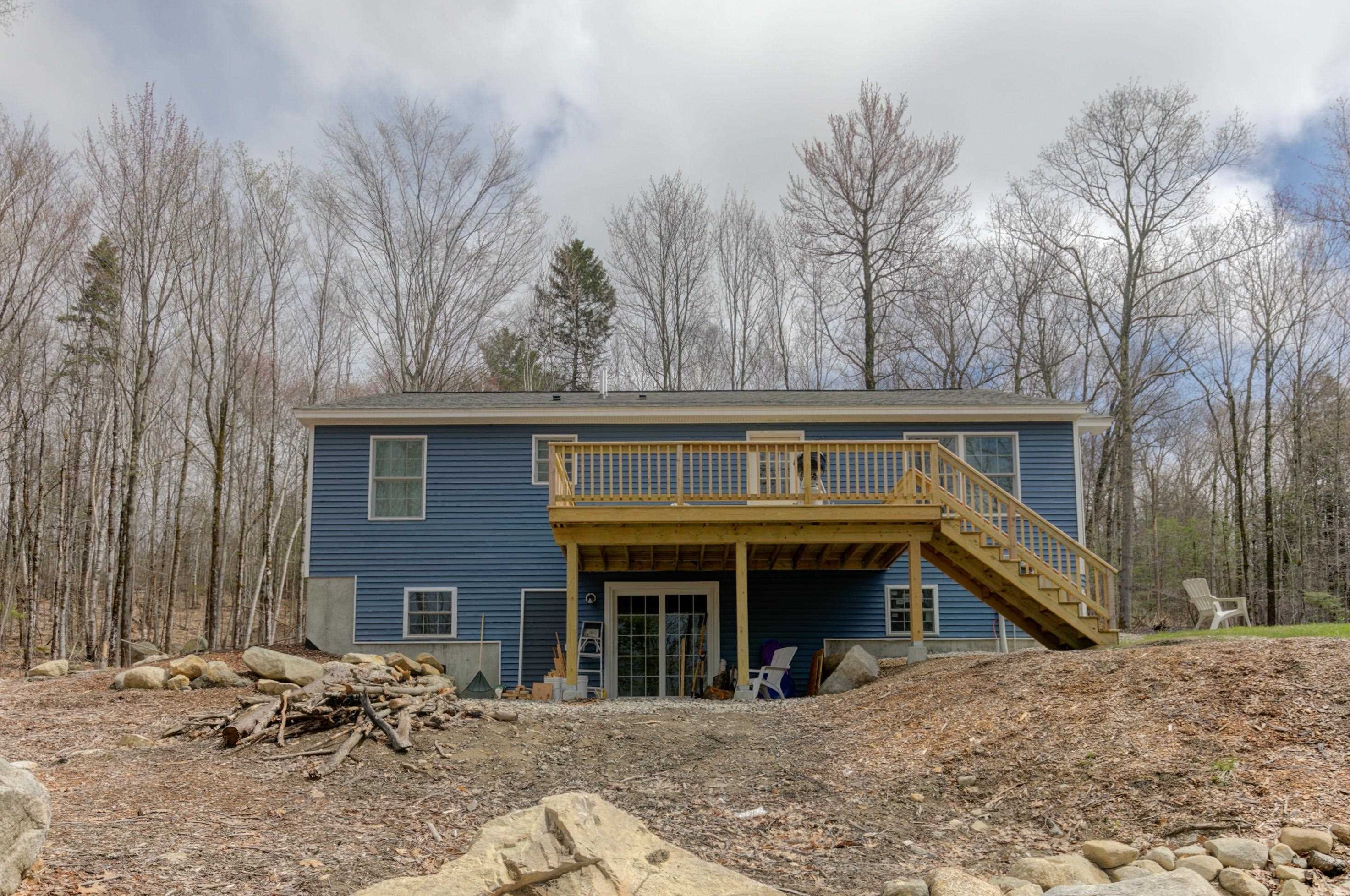 579 Beach Pond Rd, Tuftonboro NH  03894-4861 exterior