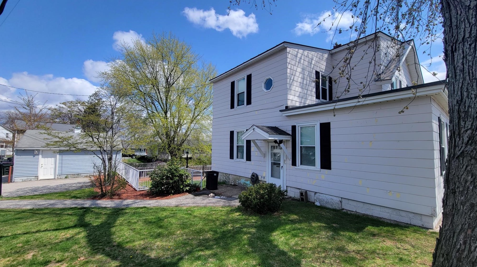 255 Mast Rd, Manchester NH  03102-4135 exterior
