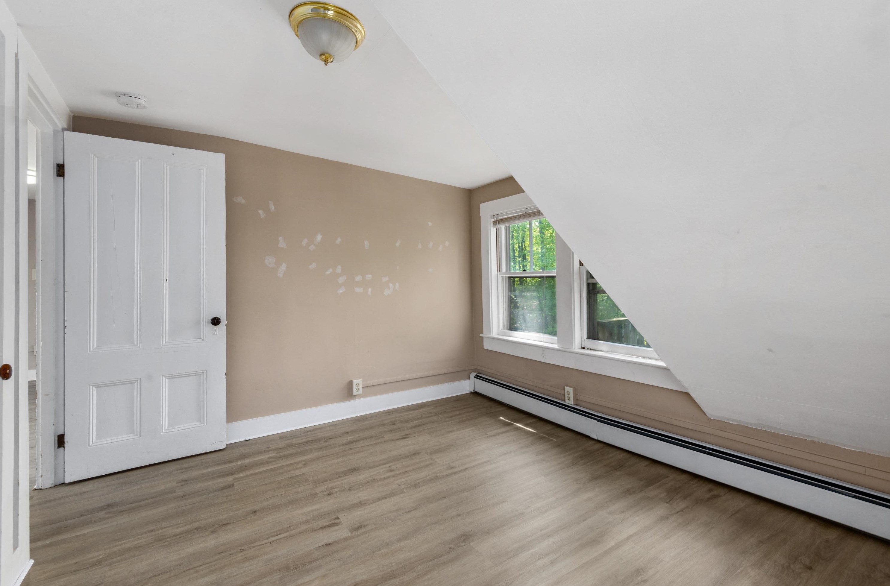 29 Central St, Newmarket NH 03857-1604 exterior