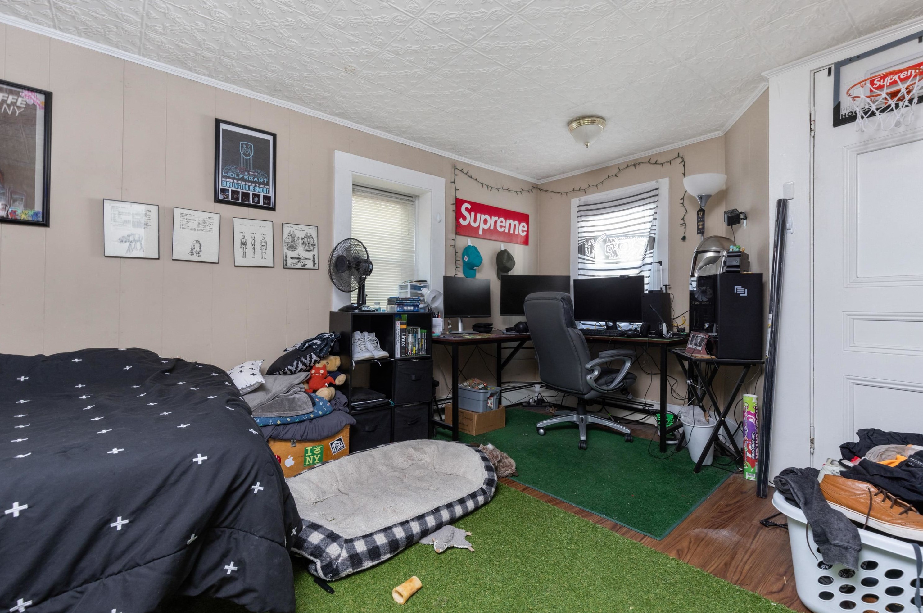 29 Central St, Newmarket NH 03857-1604 exterior