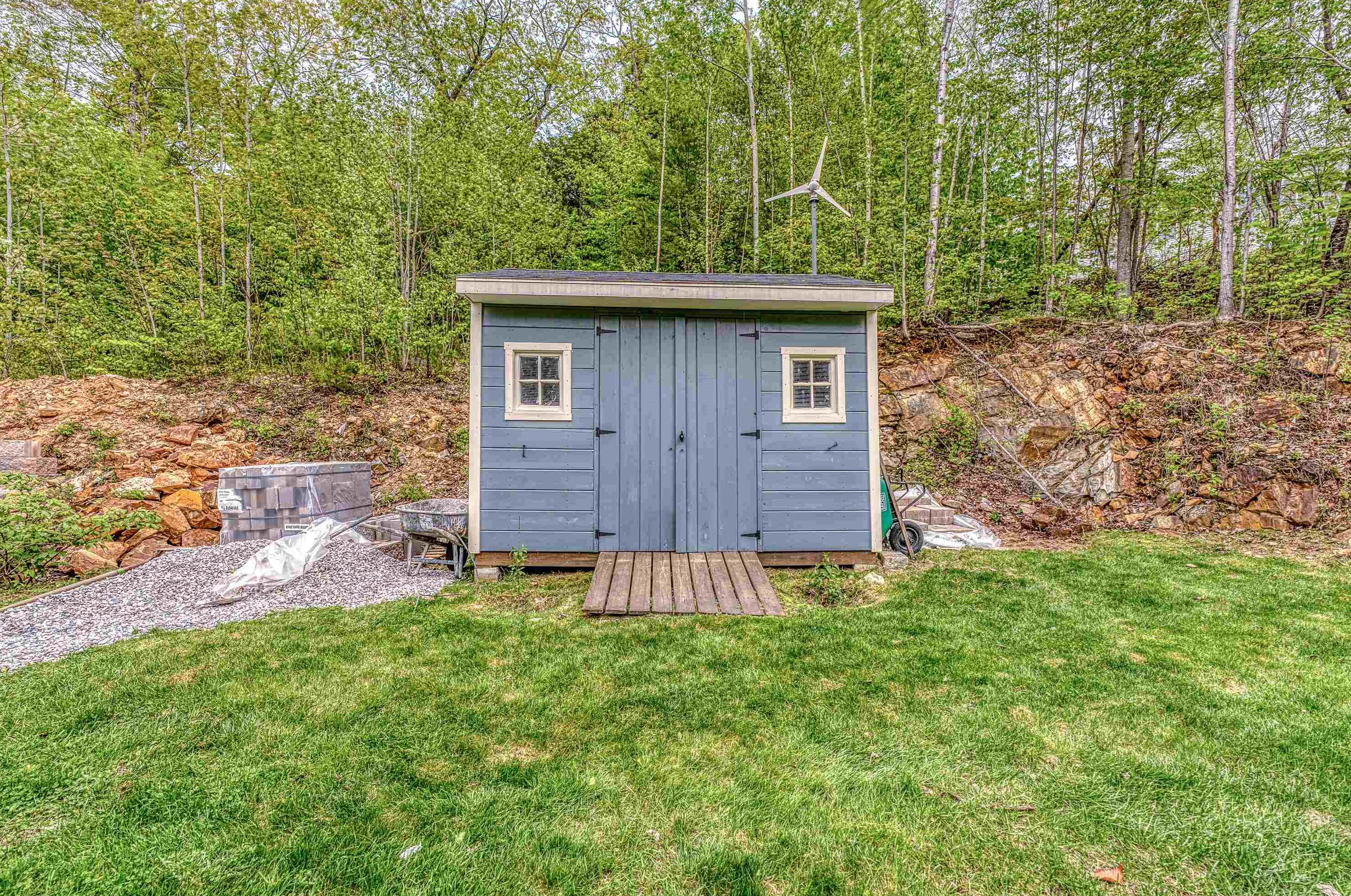 81 Chaddarin Ln, Bridgewater NH  03264-4401 exterior