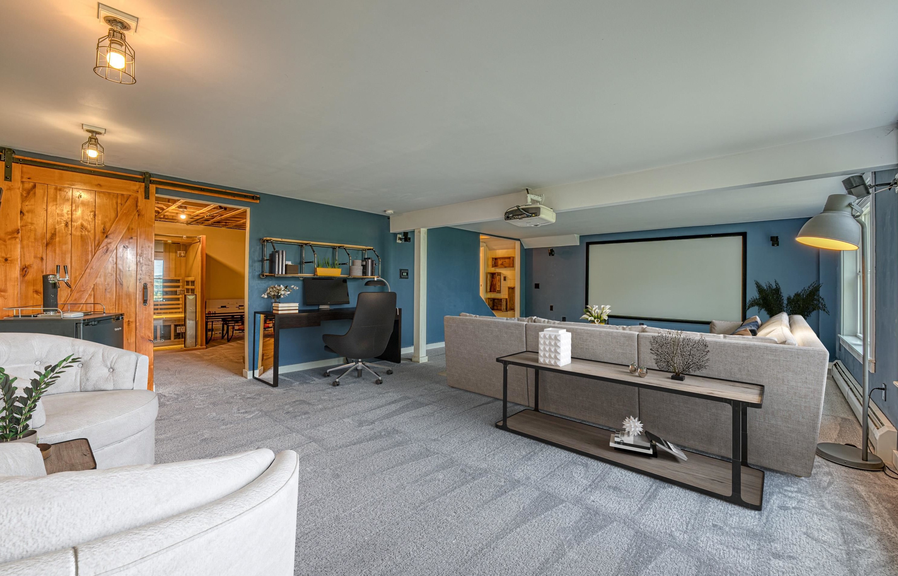 81 Chaddarin Ln, Bridgewater NH  03264-4401 exterior