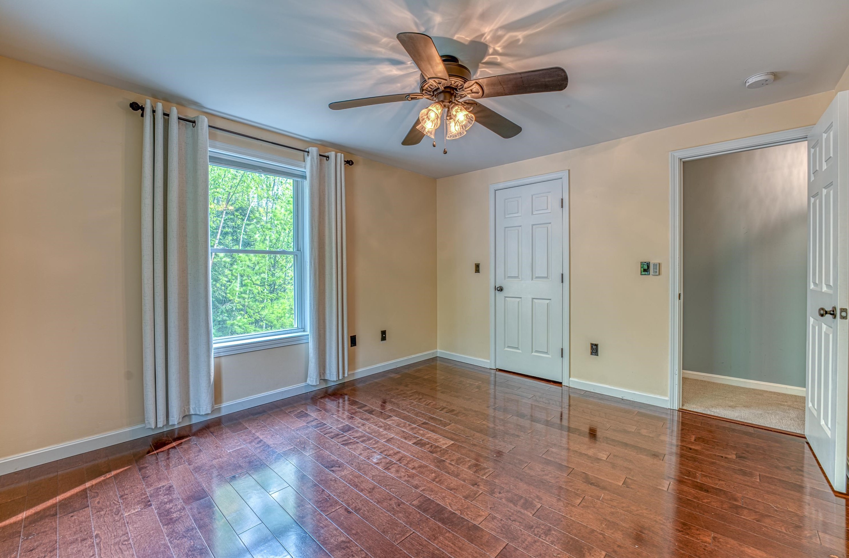 81 Chaddarin Ln, Bridgewater NH  03264-4401 exterior