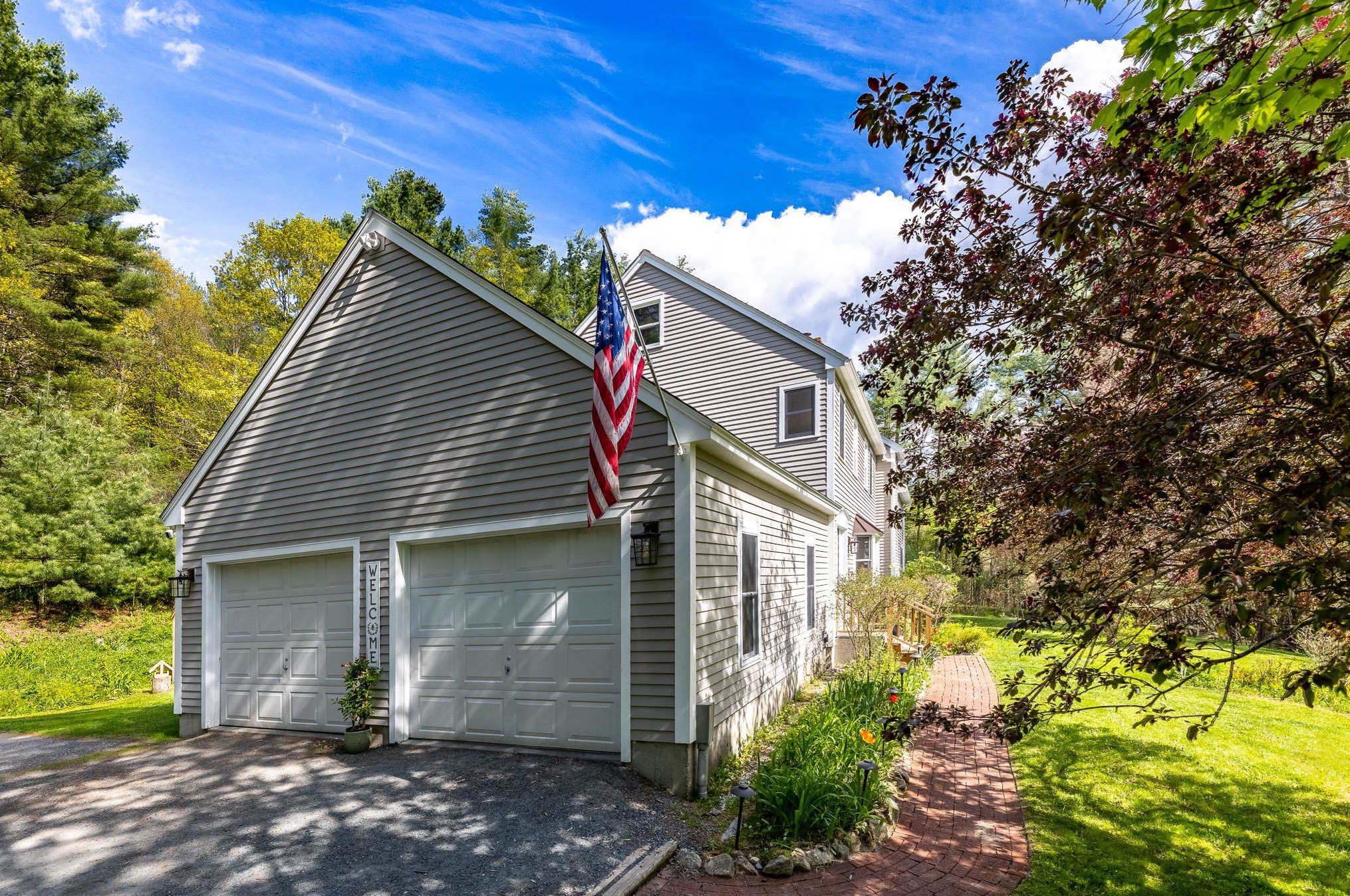 11 Hetzel Rd, Lebanon NH  03766-2313 exterior