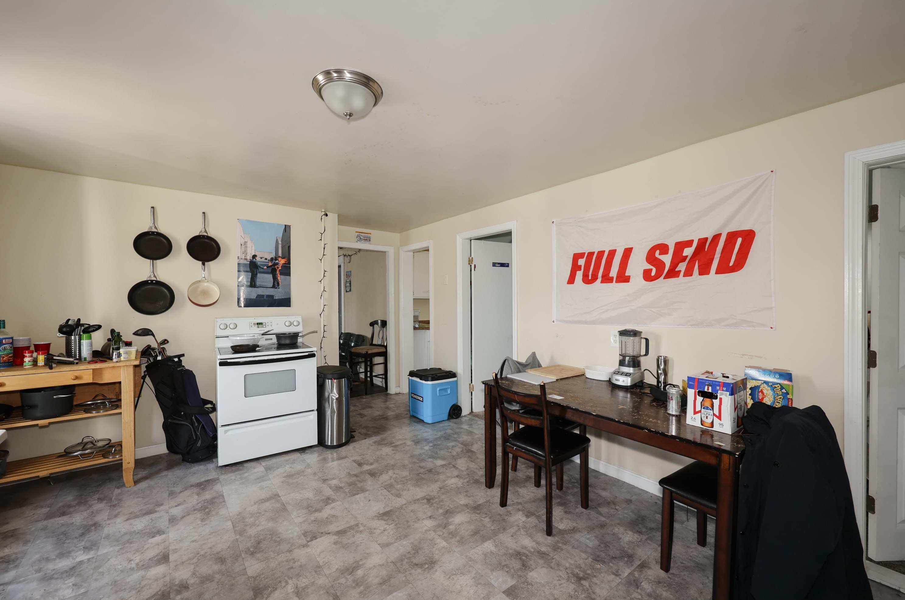 179 Pne St, Manchester NH 03103-5226 exterior