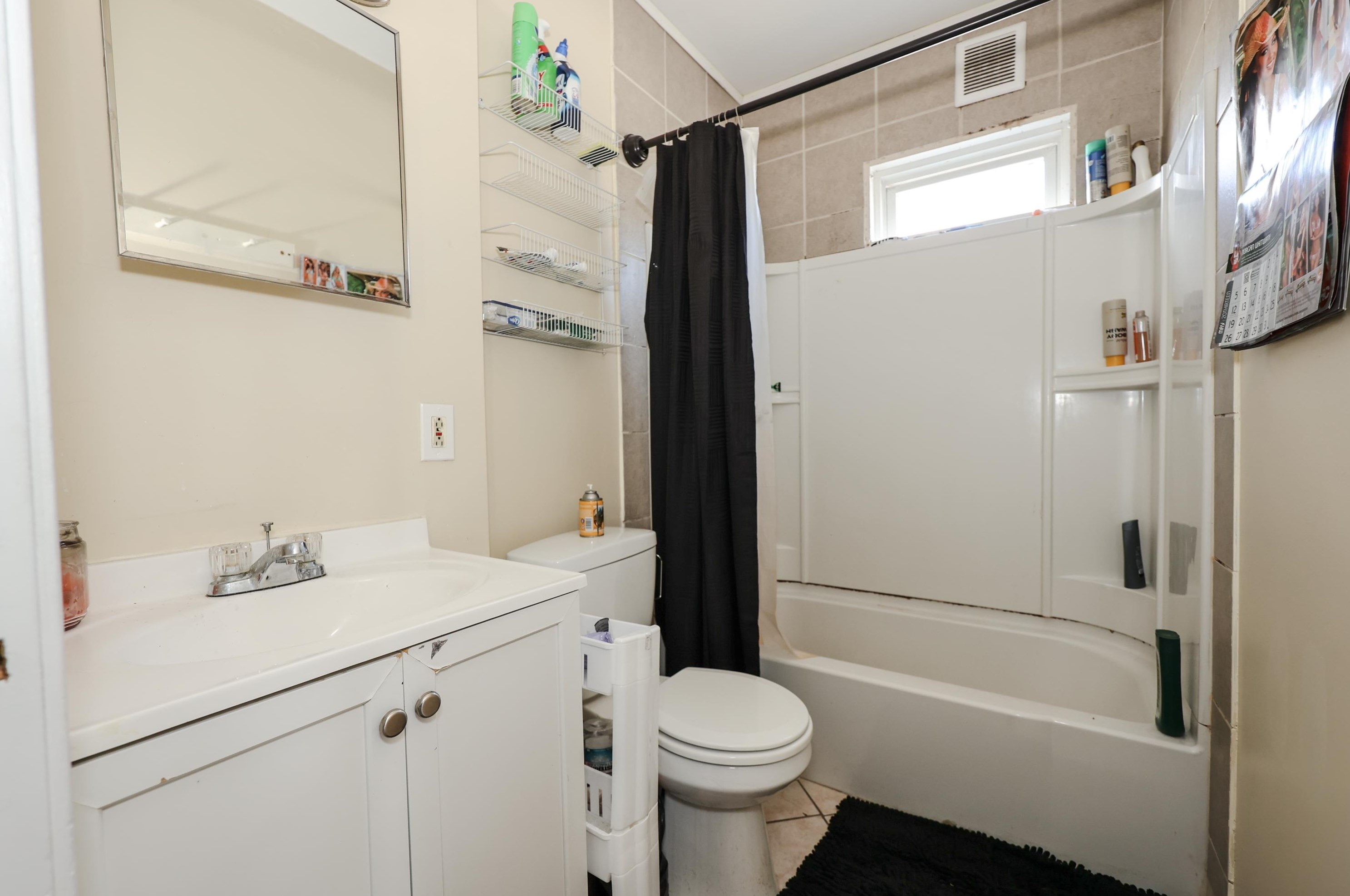 179 Pne St, Manchester NH 03103-5226 exterior