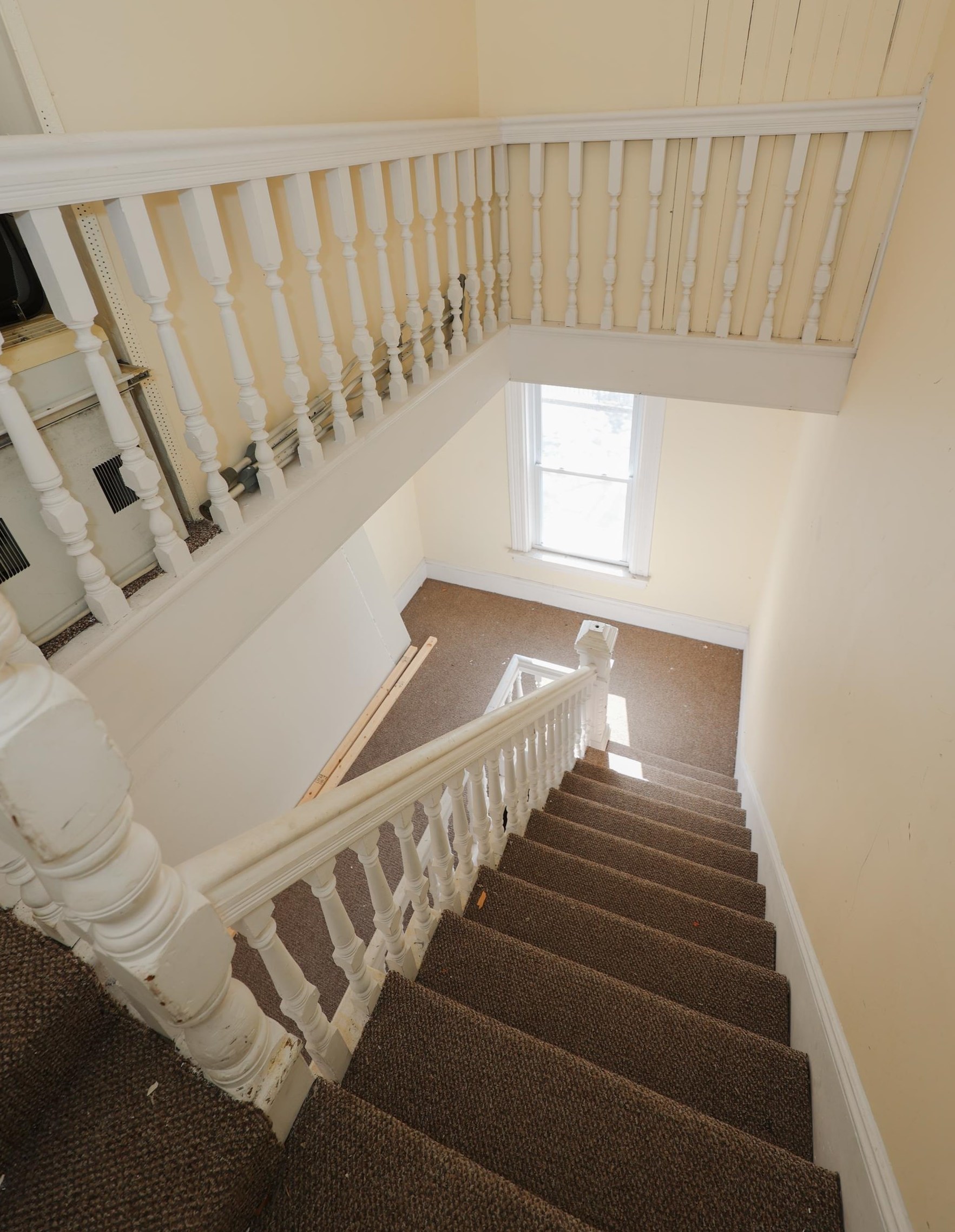 179 Pne St, Manchester NH 03103-5226 exterior