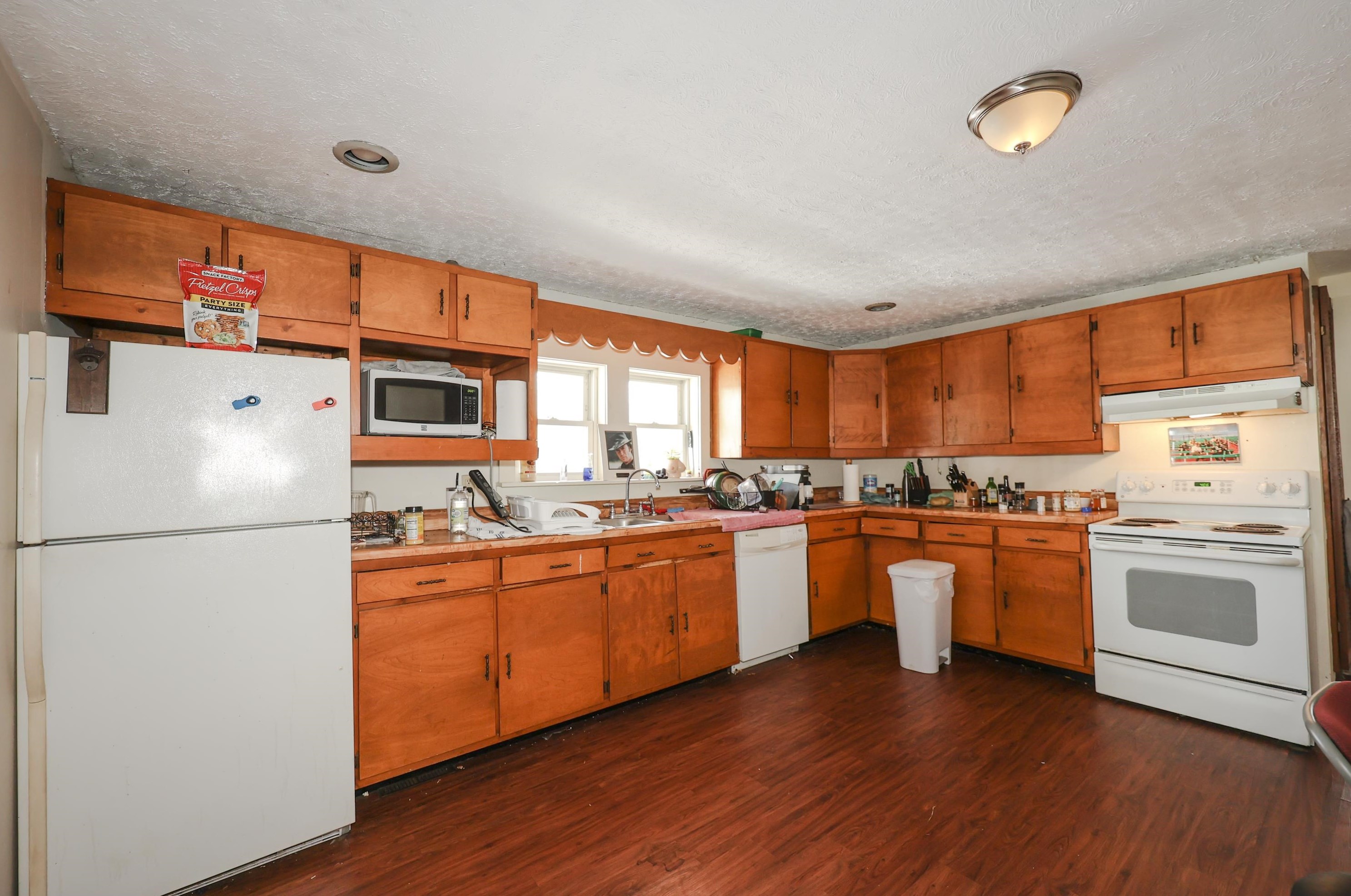 179 Pne St, Manchester NH 03103-5226 exterior