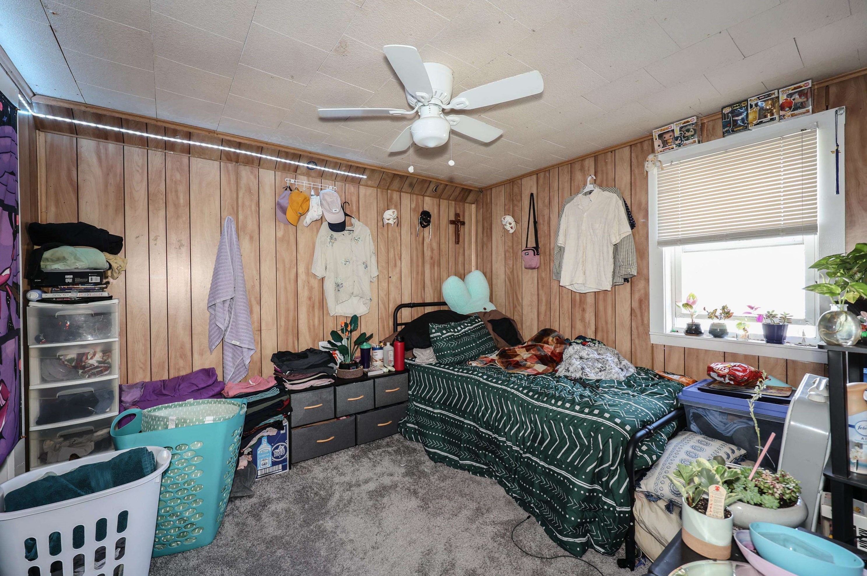 179 Pne St, Manchester NH 03103-5226 exterior