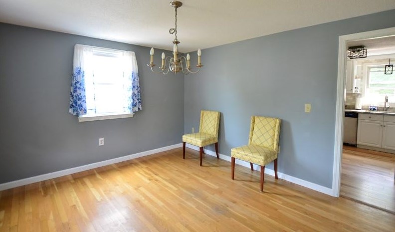 94 Turkey Hill Rd, Merrimack NH  03054-4023 exterior