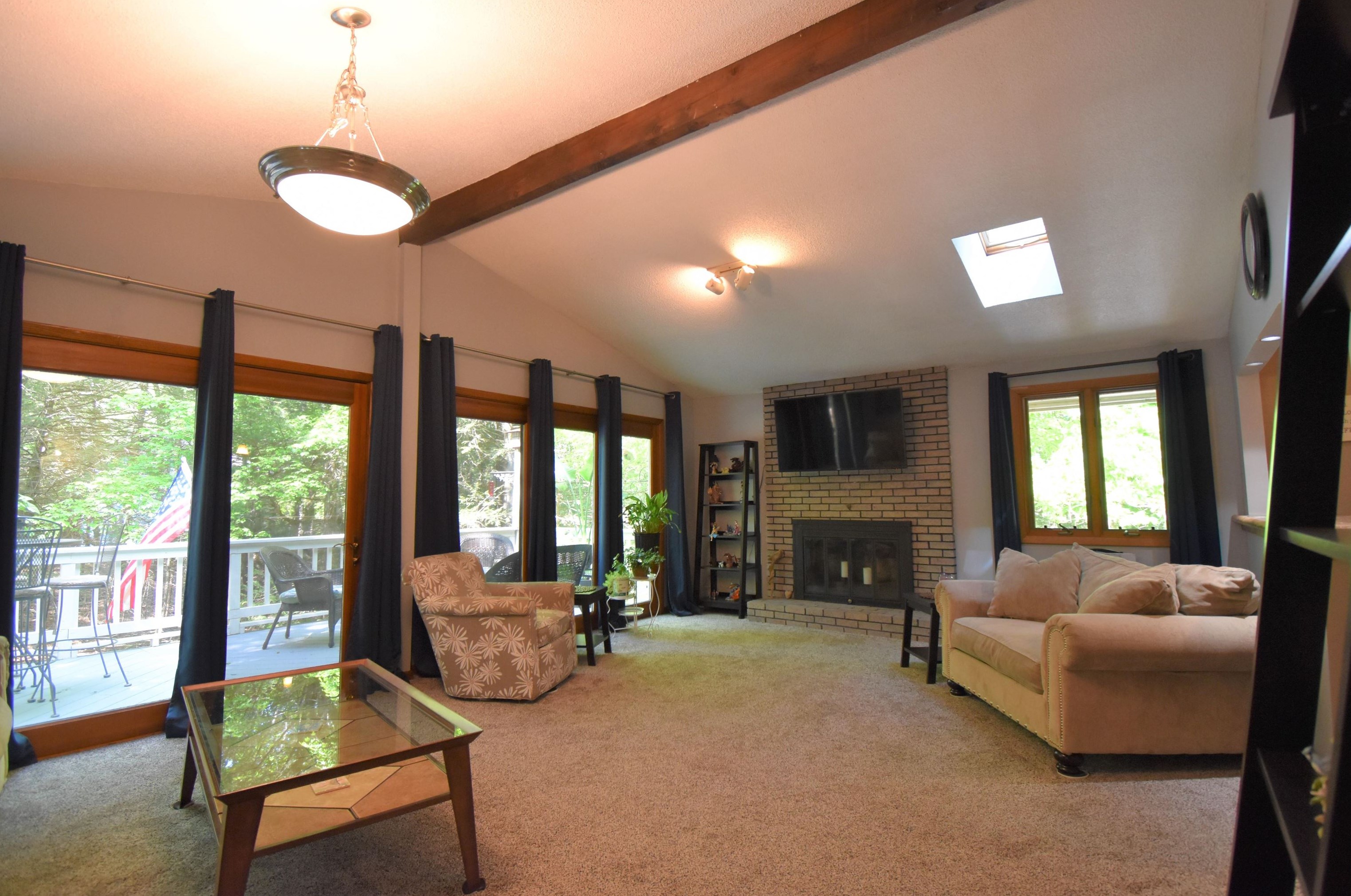 8 Colman Path, Merrimack NH 03054-2939 exterior